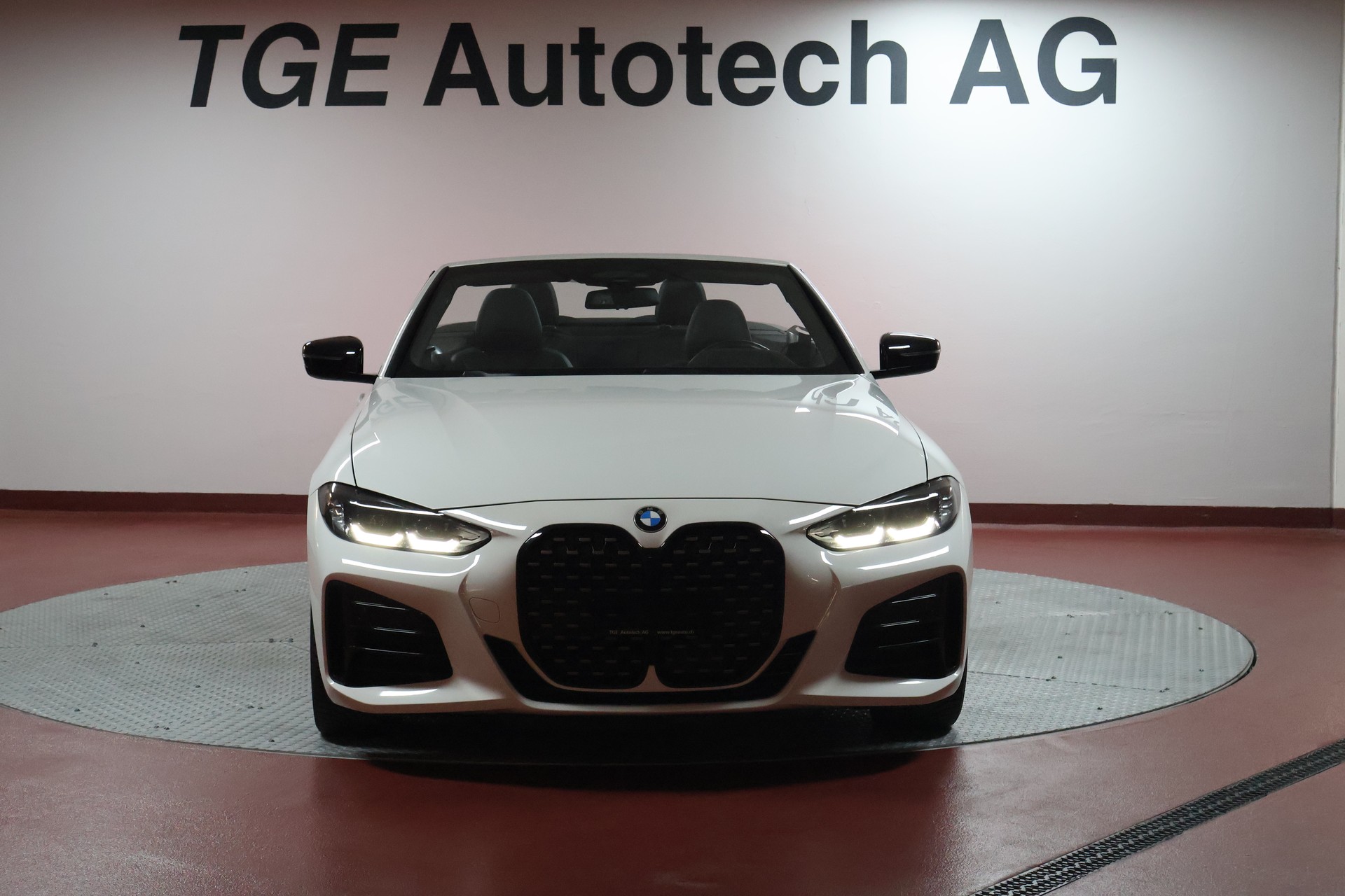 BMW M440i xDrive 48V Cabriolet Steptronic-image-1