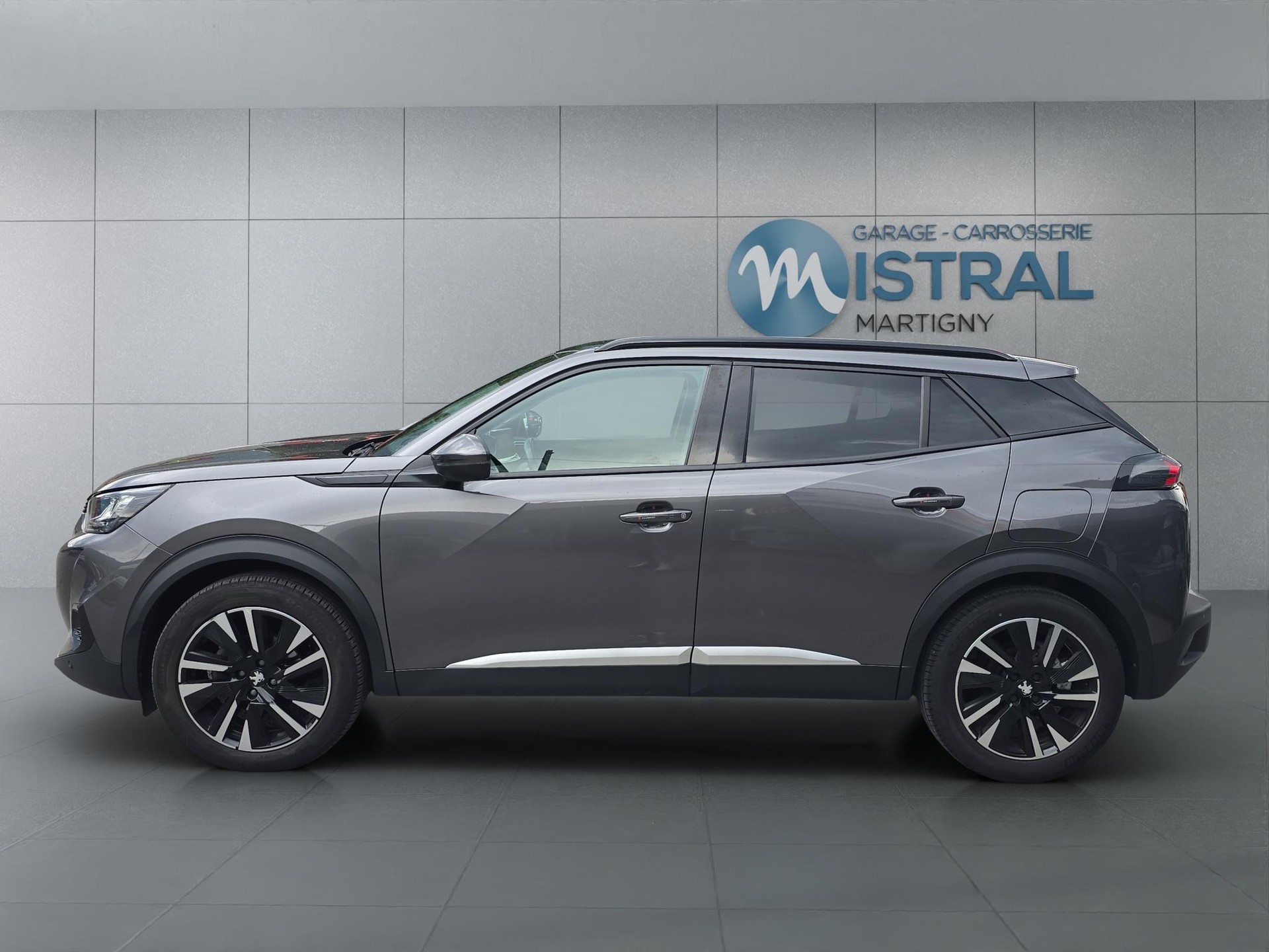 PEUGEOT 2008 1.2 Turbo 130 Allure-image-1