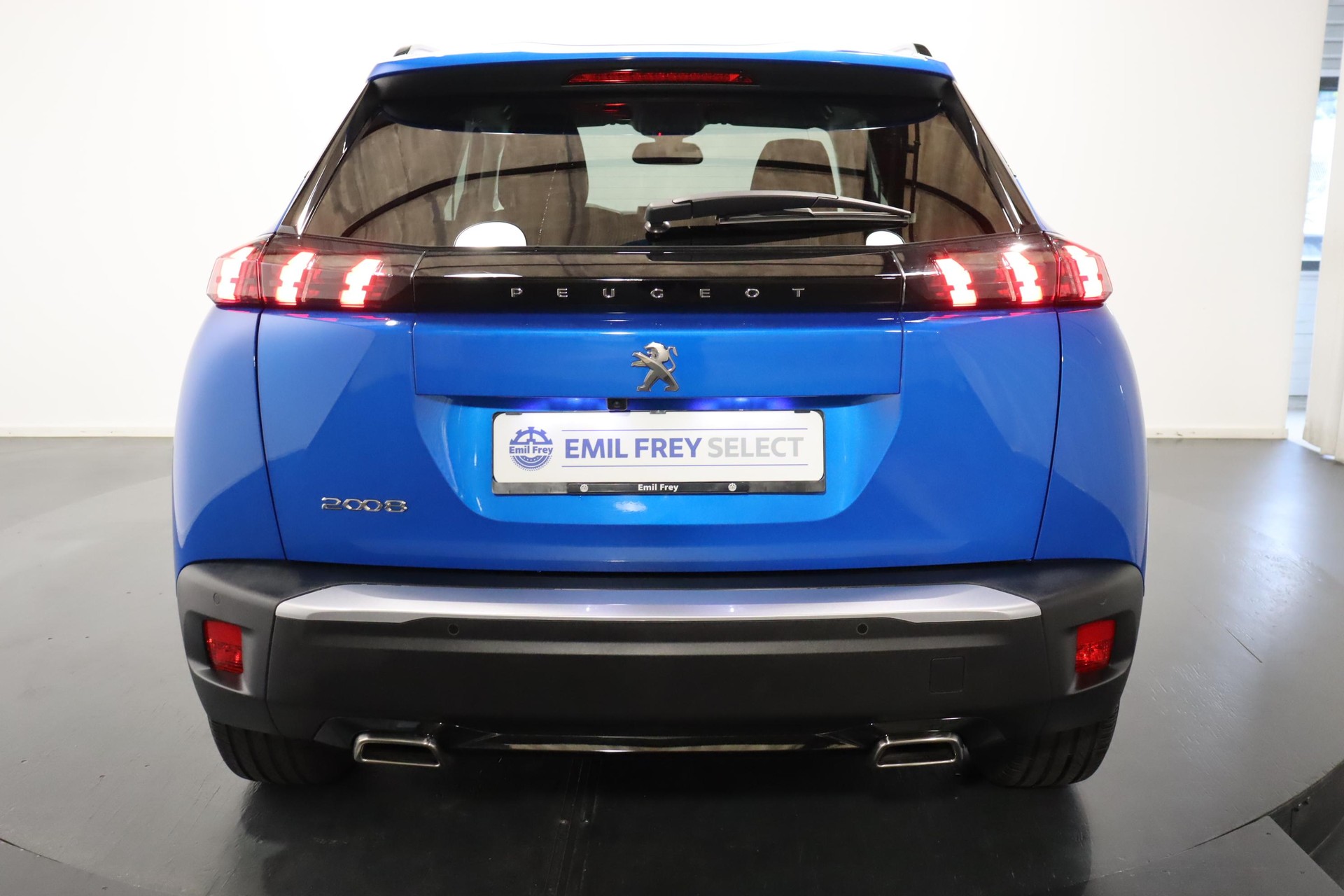PEUGEOT 2008 1.2 PureTech 130 Allure Pack-image-8