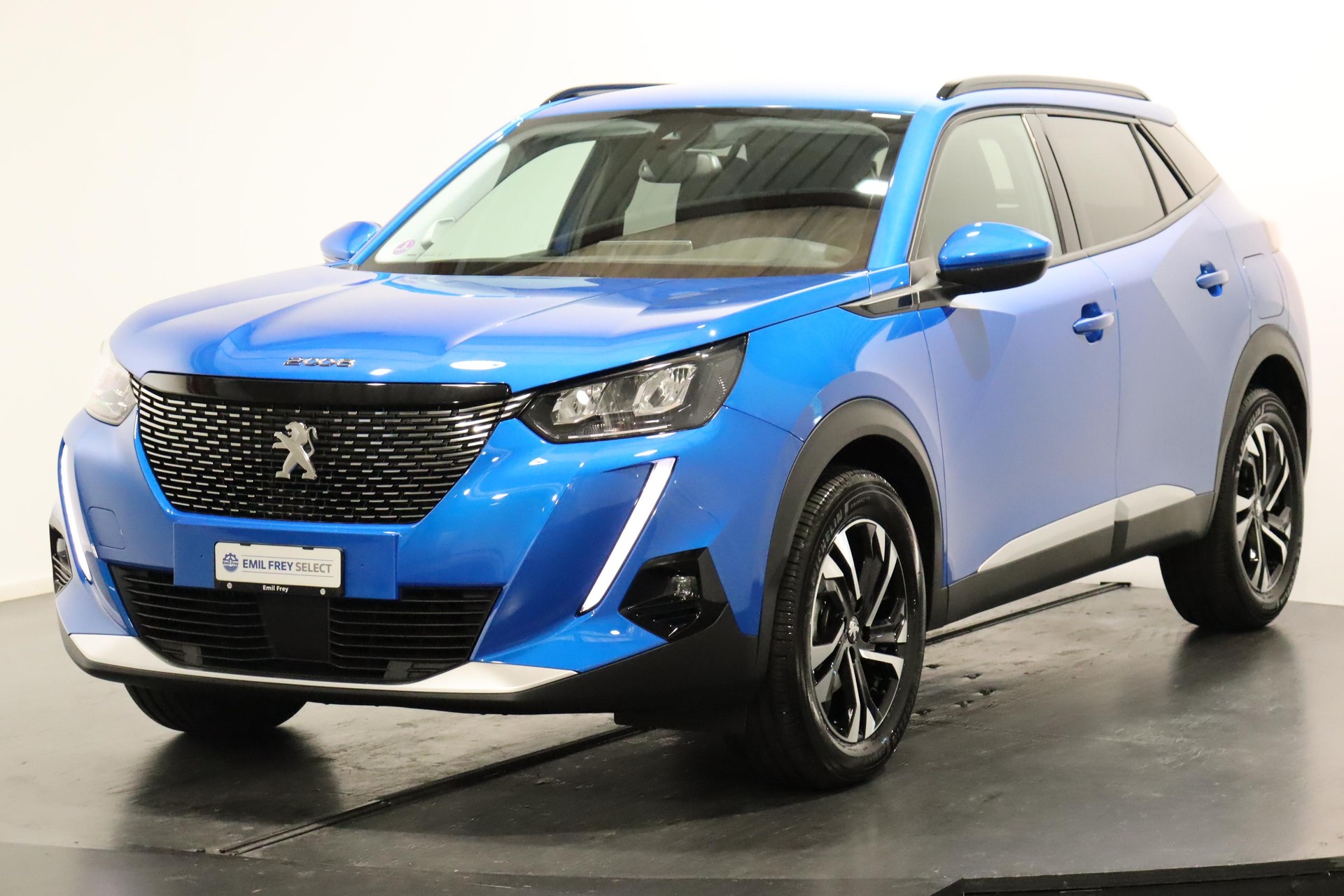 PEUGEOT 2008 1.2 PureTech 130 Allure Pack-image-1