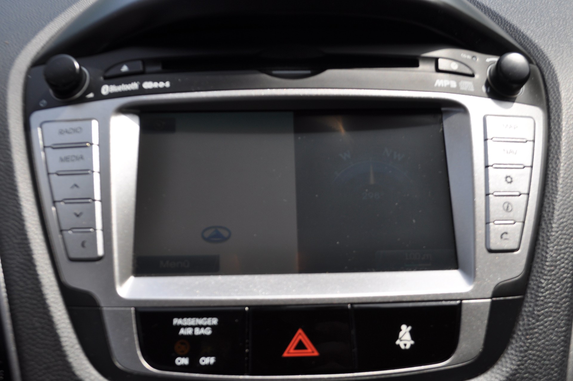 HYUNDAI iX 35 2.0 CRDi Style 4WD-image-10