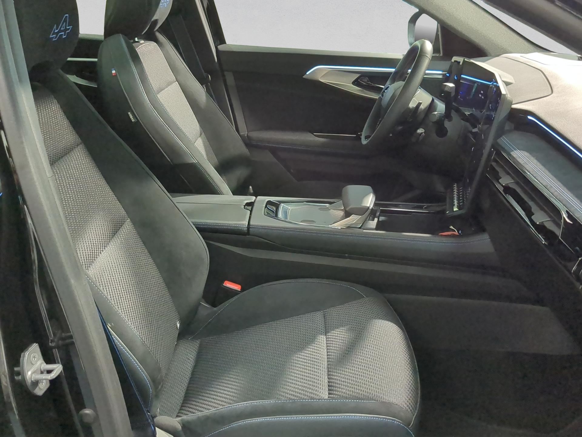 RENAULT Austral 1.2 HEV 200 Iconic Esprit Alpine A-image-15