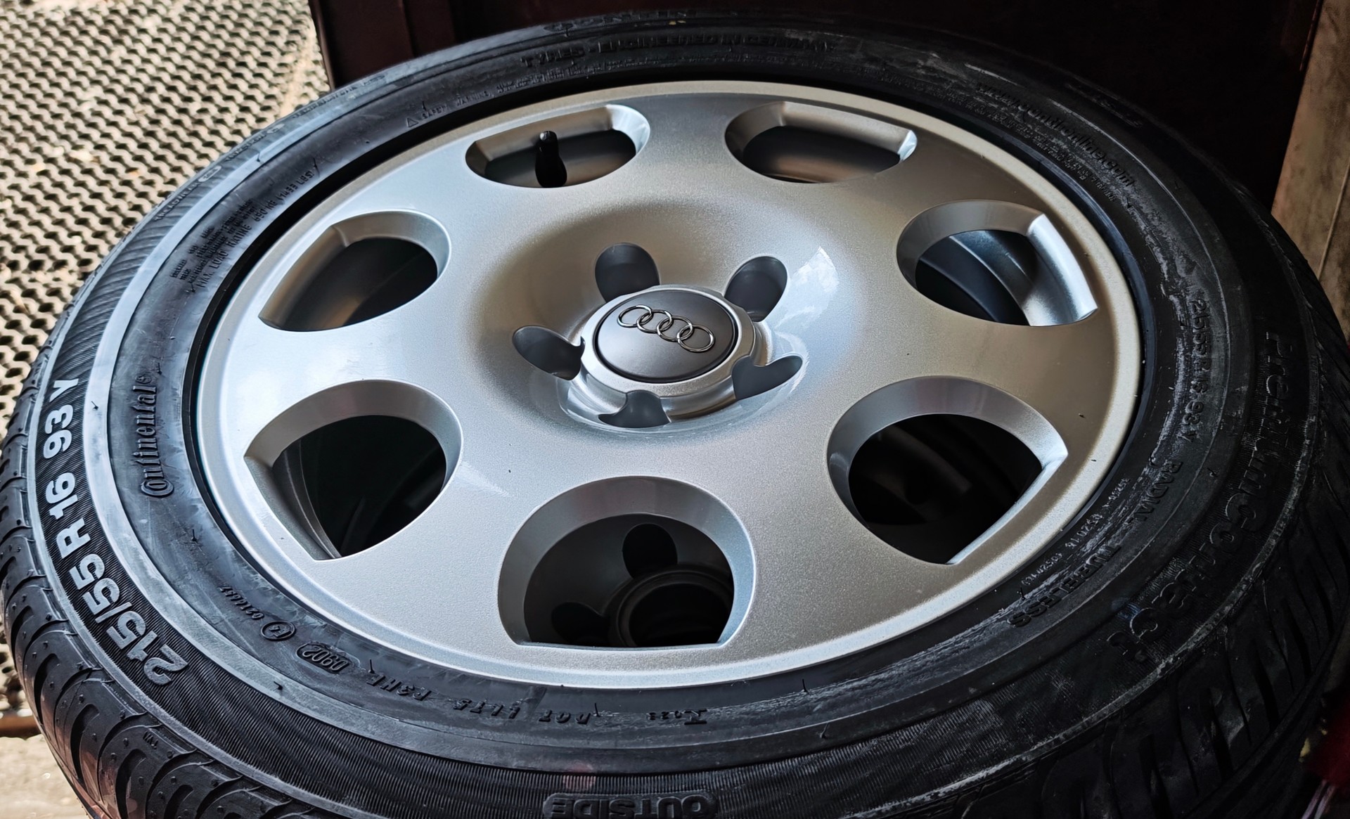 AUDI Avant-image-5