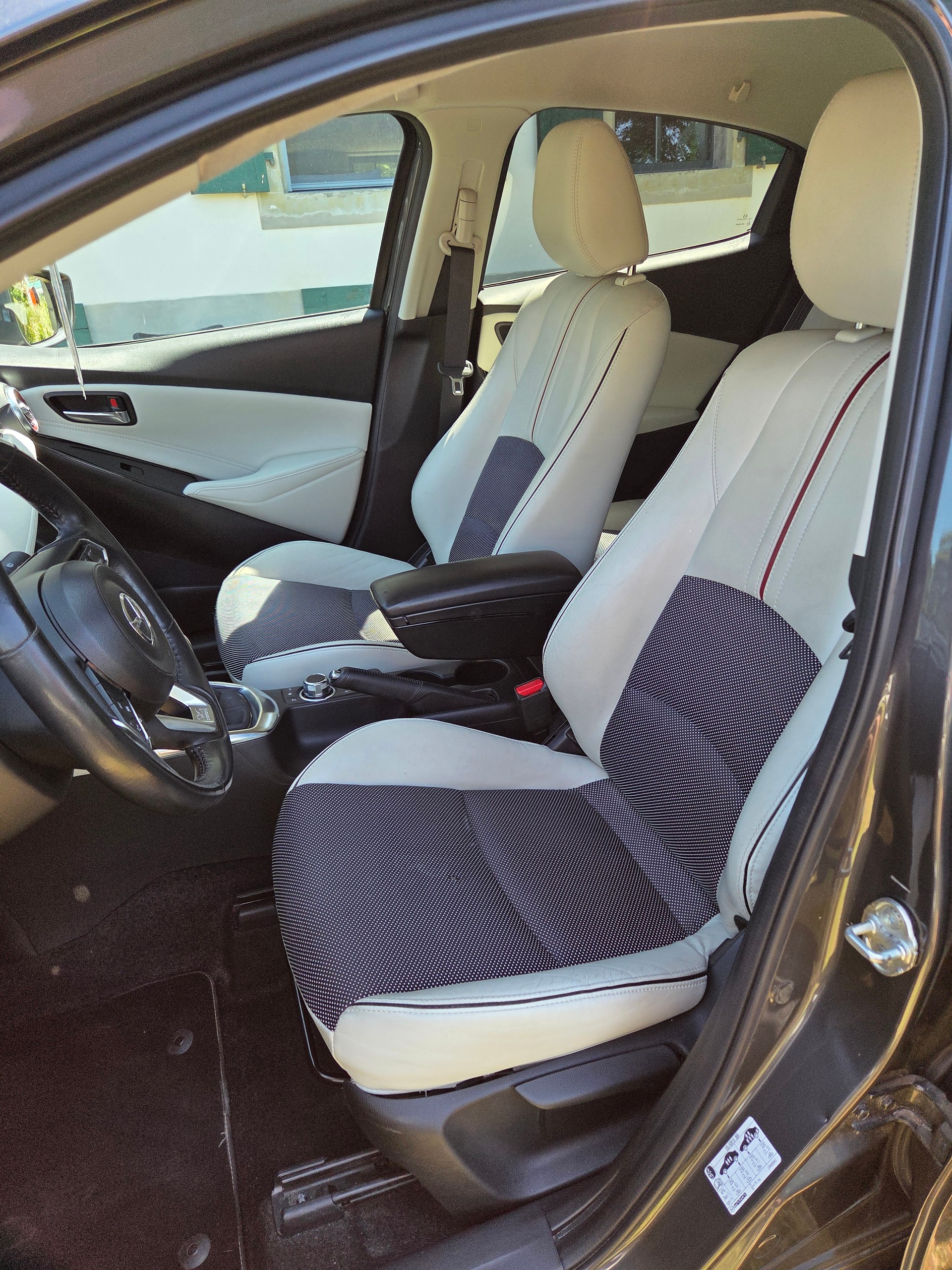 MAZDA 1.5 115 Revolution-image-5