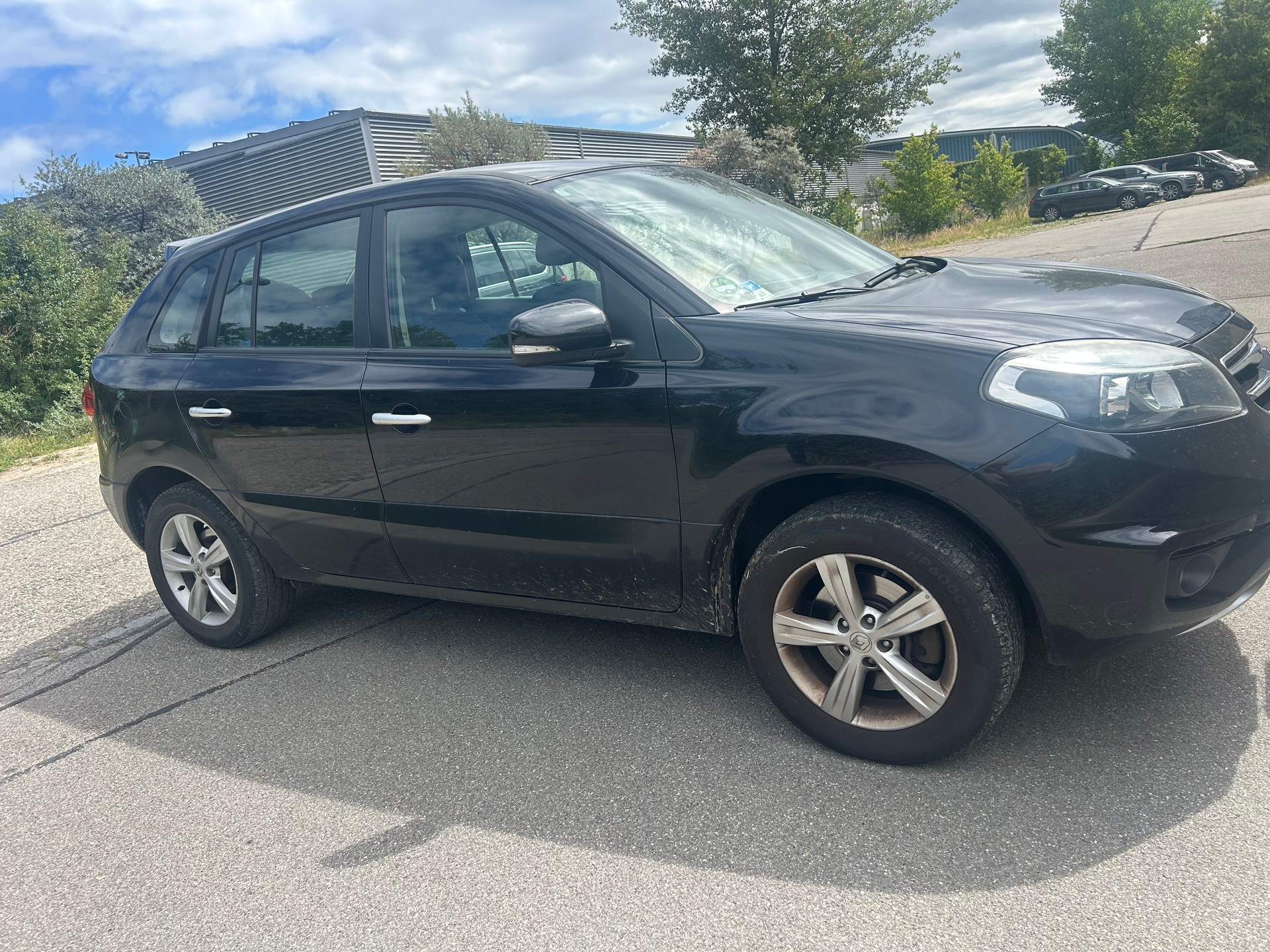 RENAULT Koleos 2.5 Dynamique 4x4-image-2