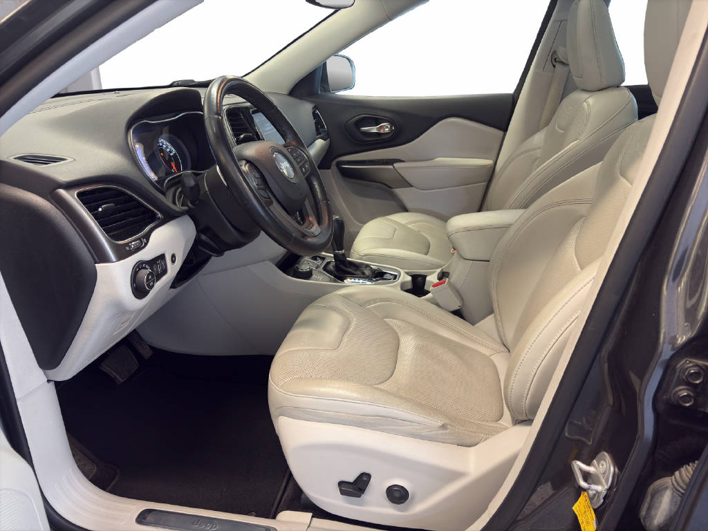 JEEP Cherokee 2.2 D 195 Limited AWD-image-3