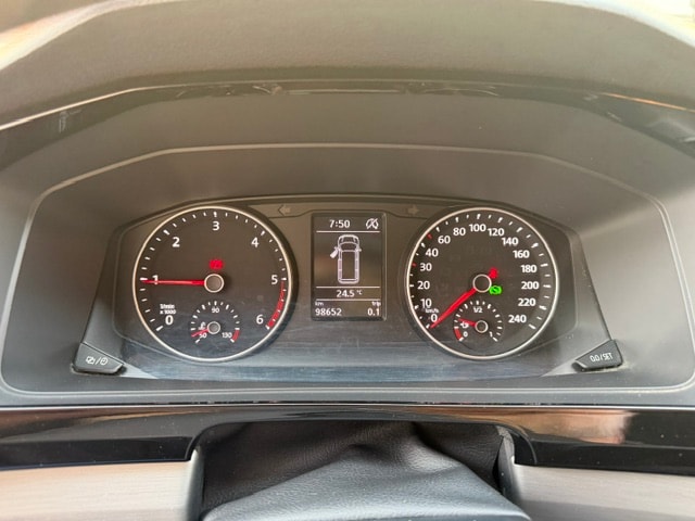 VW T6 California 2.0 TDI Beach Edition DSG-image-10