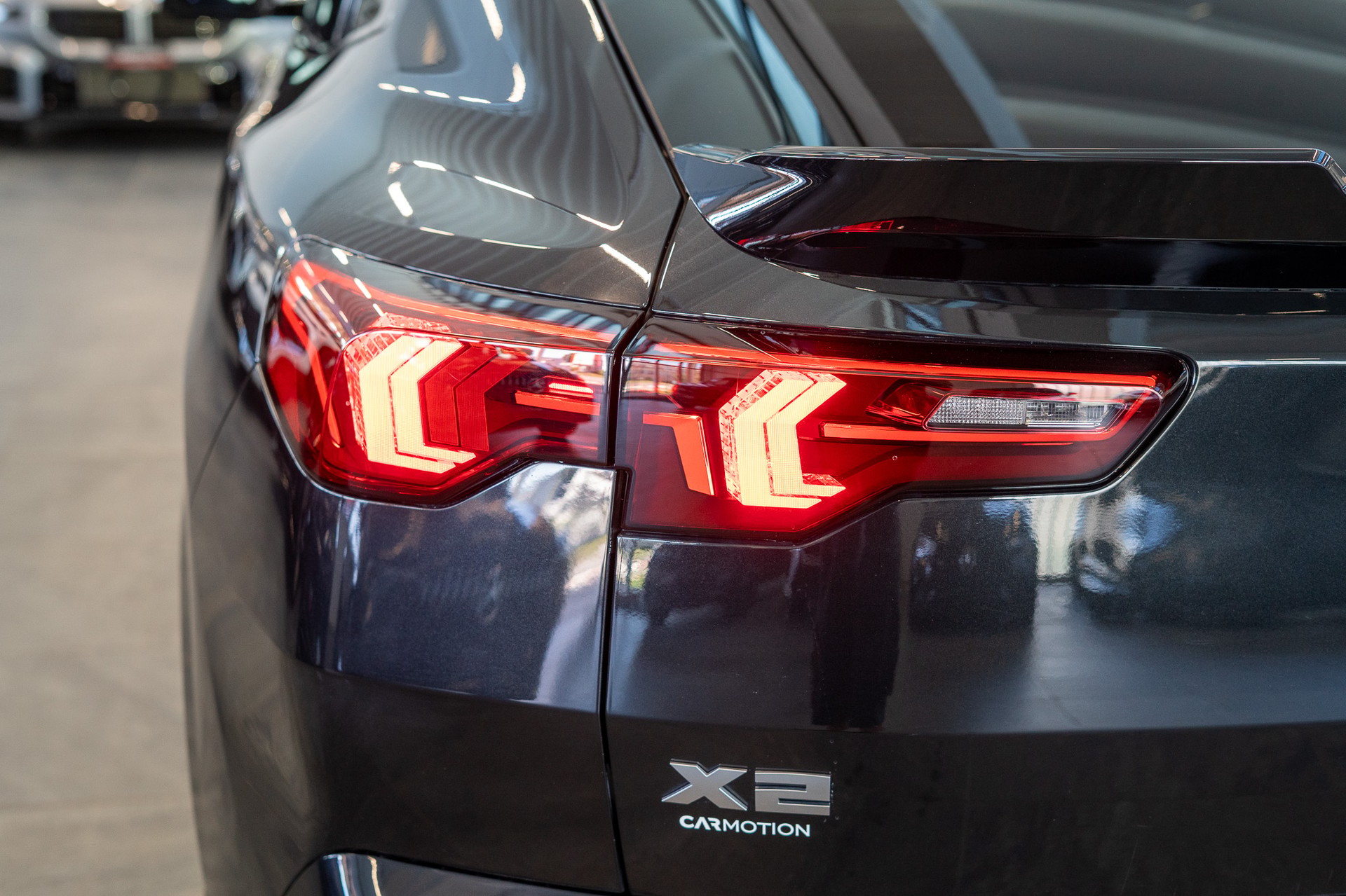 BMW X2 M35i / Iconic Glow / Harman Kardon / Rückfahrkamera-image-7
