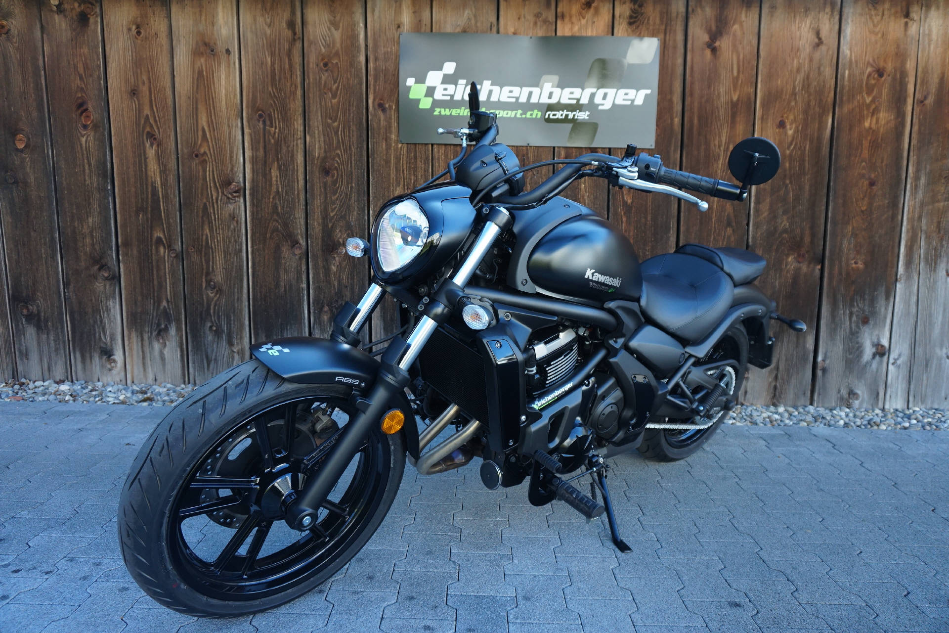 KAWASAKI Vulcan S ABS (35kW)-showroom-element-1