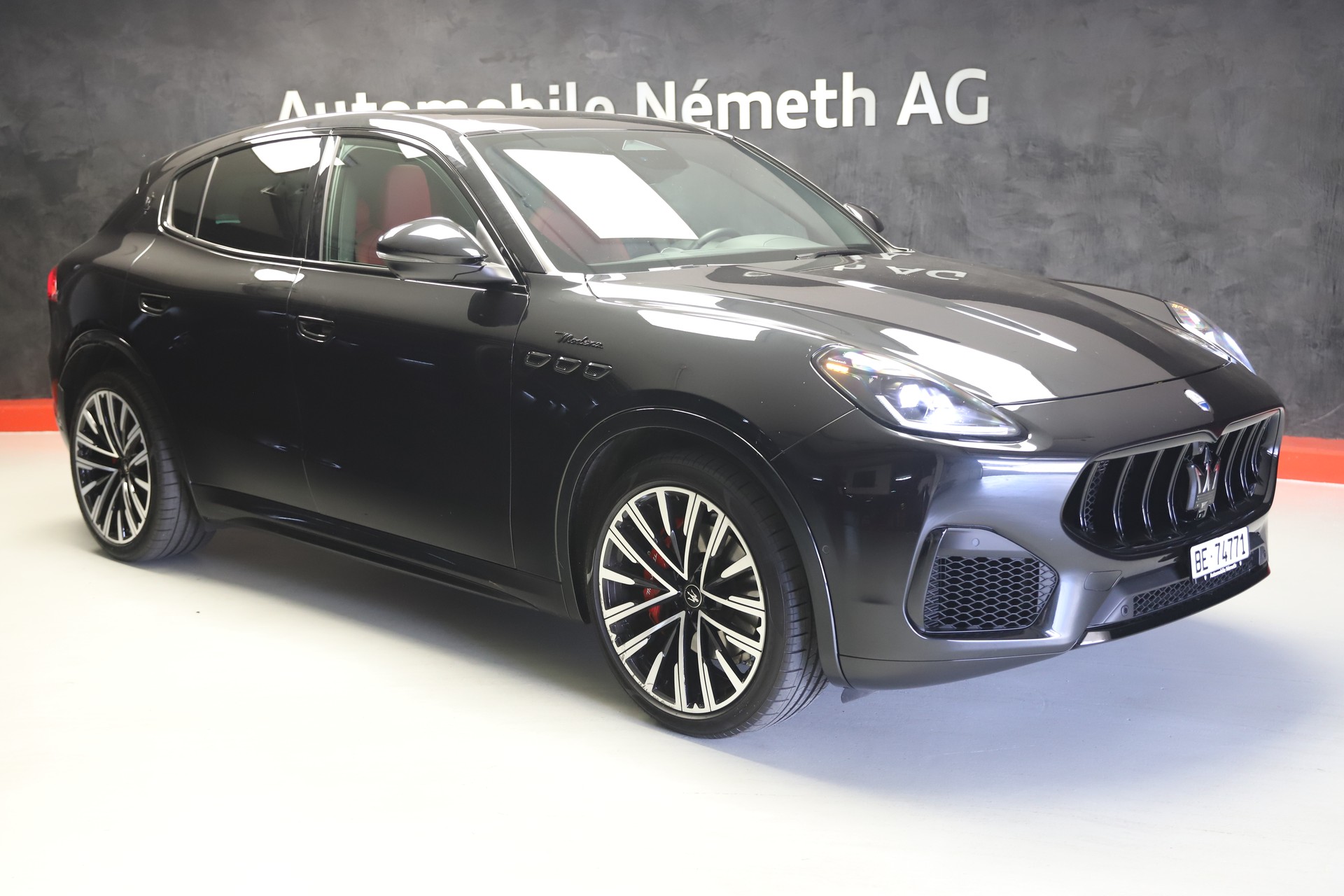 MASERATI Grecale 2.0 MHEV Modena Hybrid Automatica-image-0