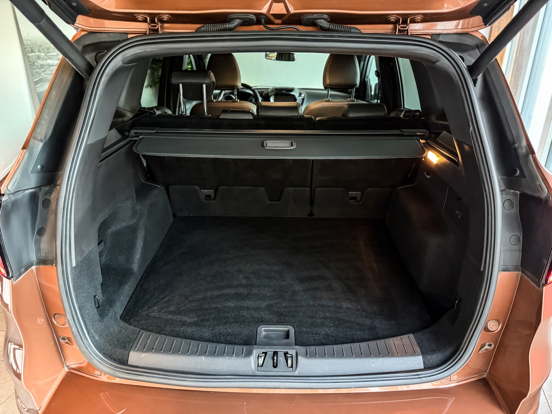 FORD Kuga 2.0 SCTi ST Line High 4WD Automatic-image-12