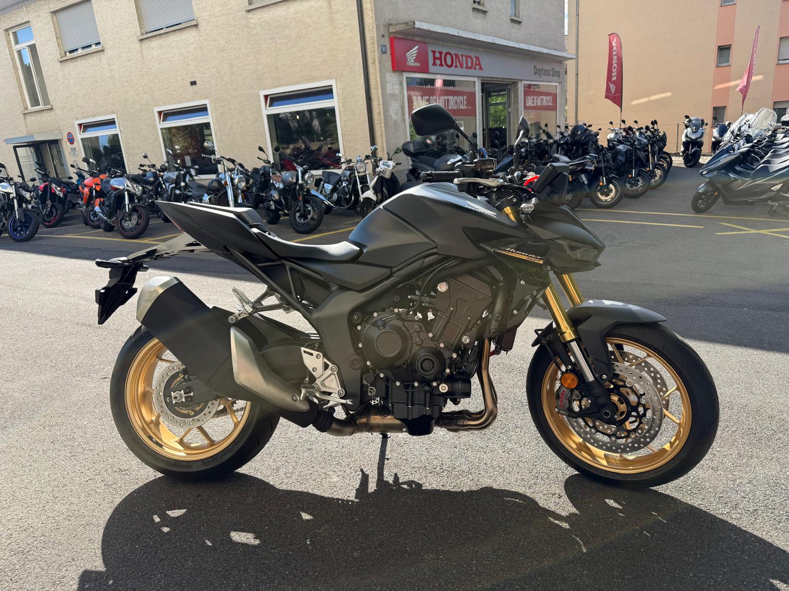 HONDA CB 1000 Hornet SP-showroom-element-3