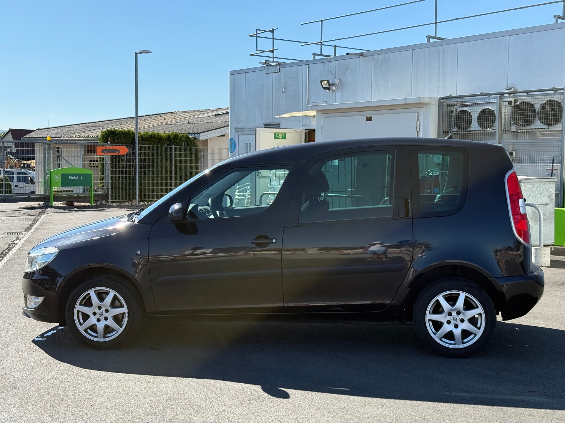 SKODA Roomster 1.2 TSI Family-image-2