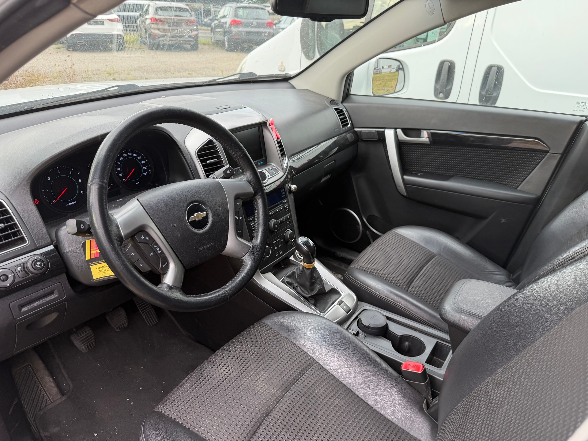 CHEVROLET Captiva 2.2 VCDi LT 4WD-image-3