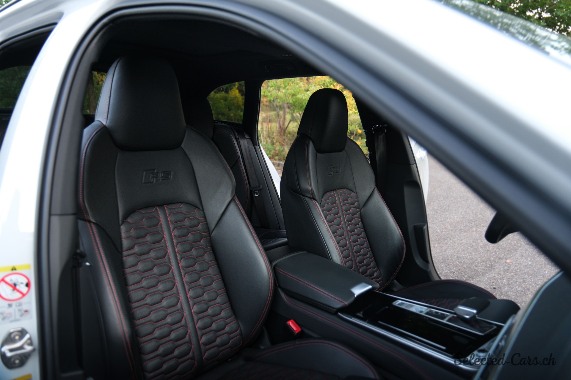 AUDI RS6 Avant 4.0 TFSI V8 quattro-image-7
