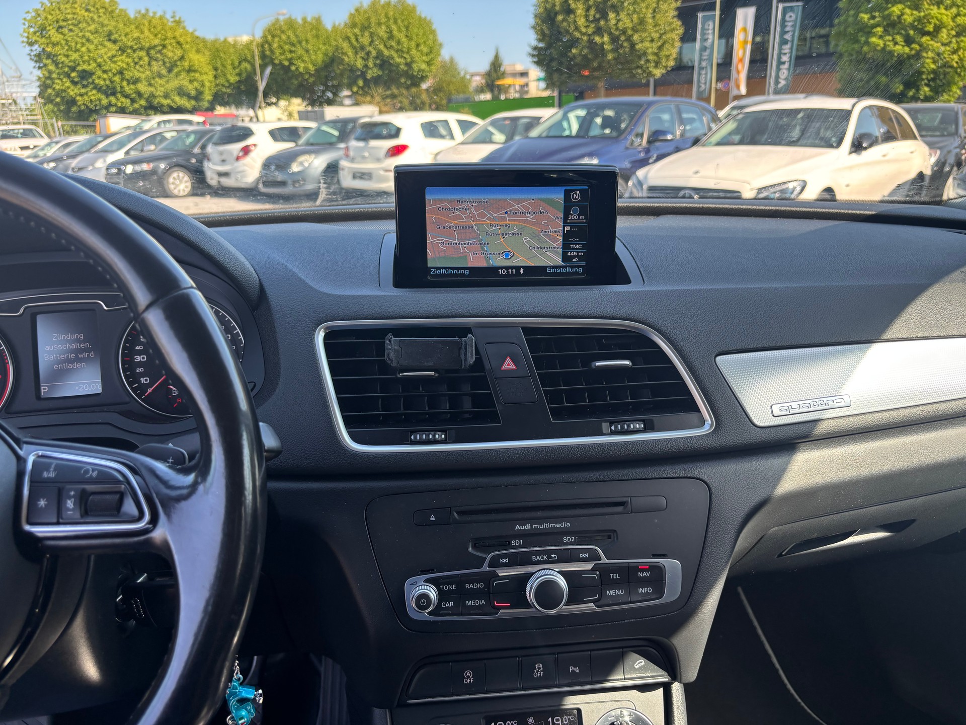 AUDI Q3 2.0 TFSI quattro S-tronic S-Line-image-11