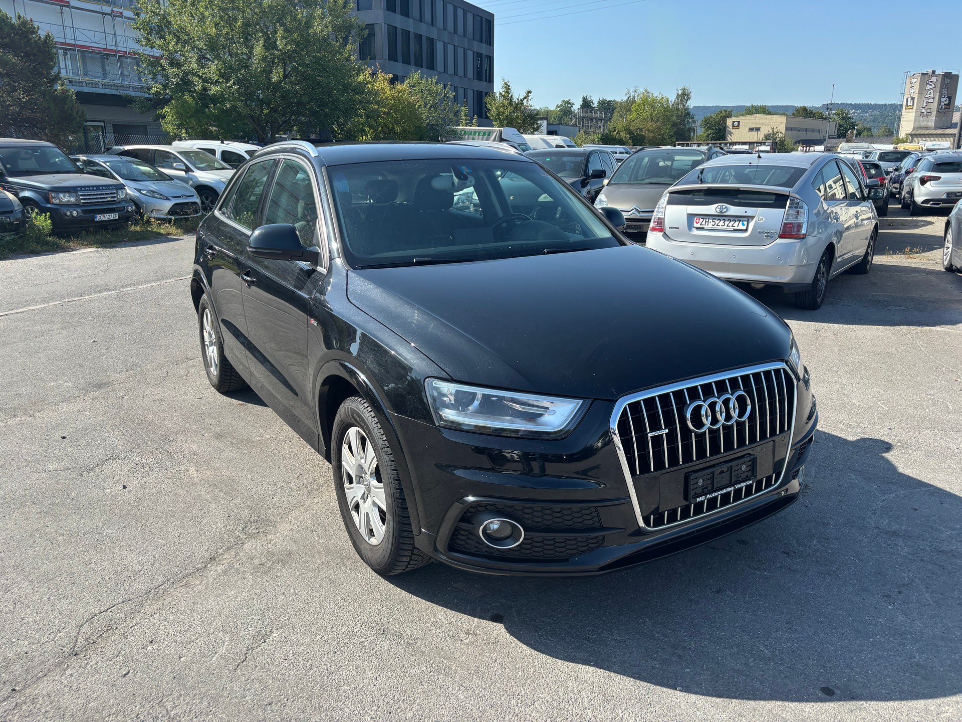 AUDI Q3 2.0 TFSI quattro S-tronic S-Line-image-7
