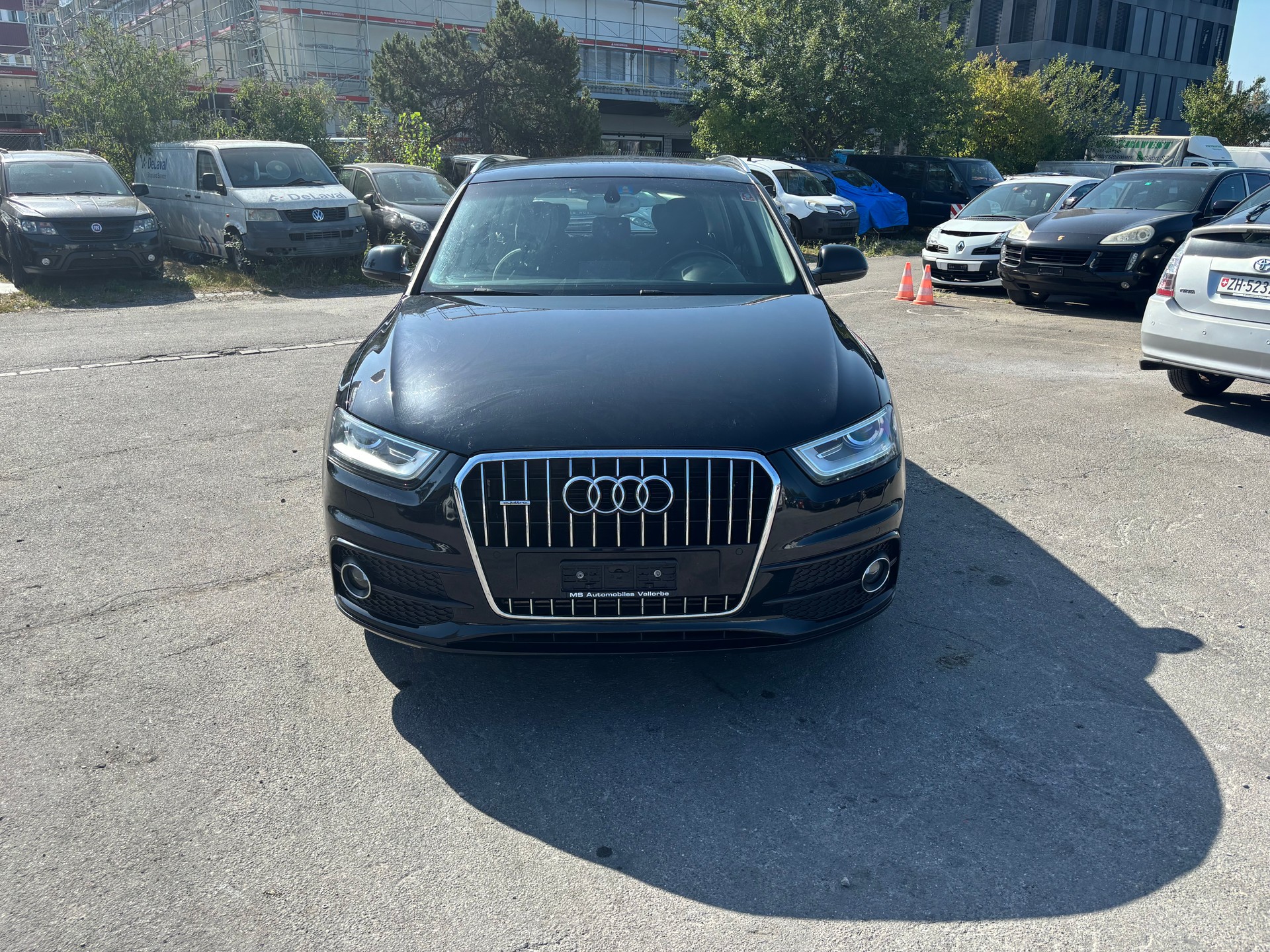 AUDI Q3 2.0 TFSI quattro S-tronic S-Line-image-0