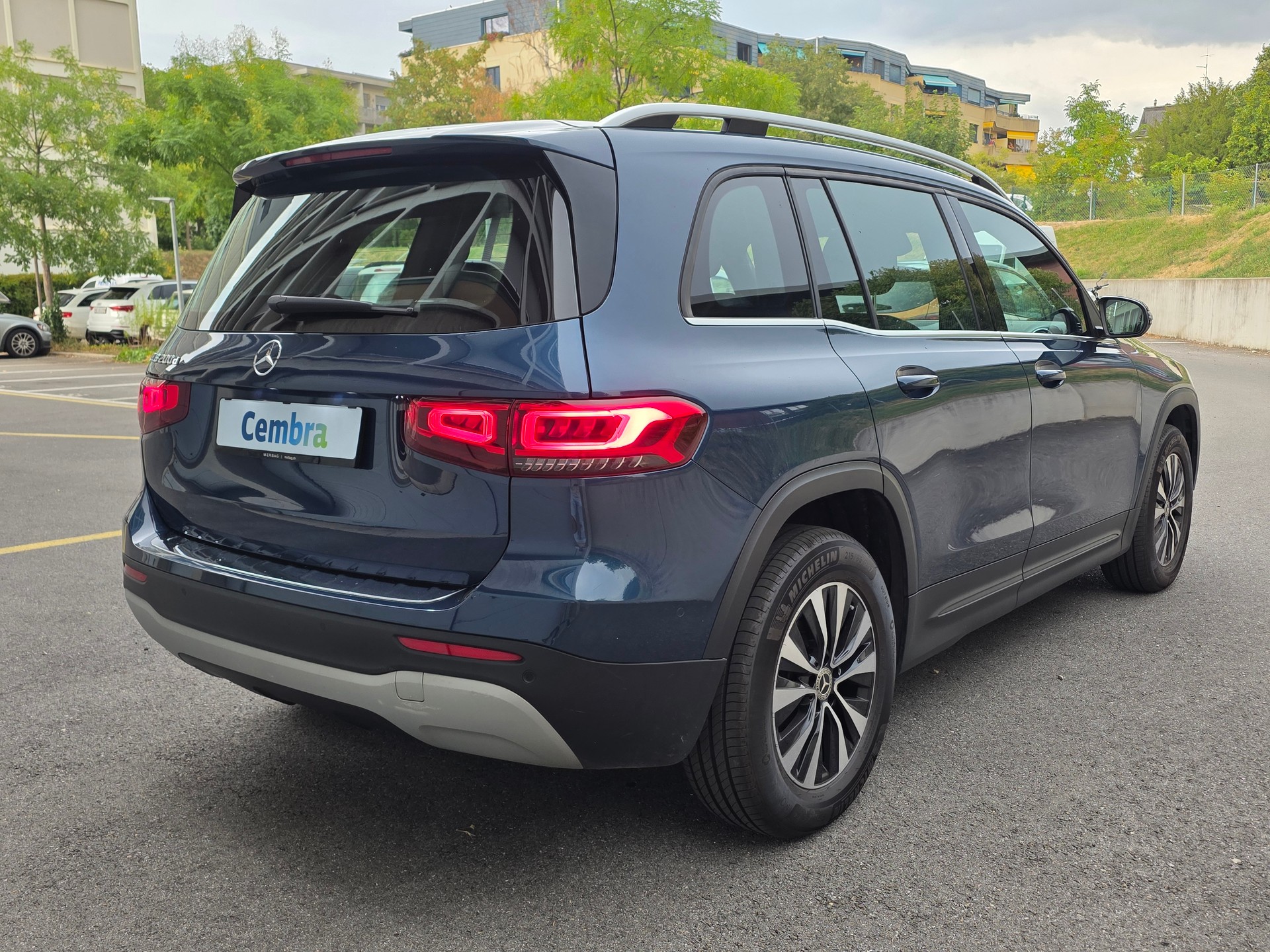 MERCEDES-BENZ GLB 200 d Style 8G-Tronic-image-4
