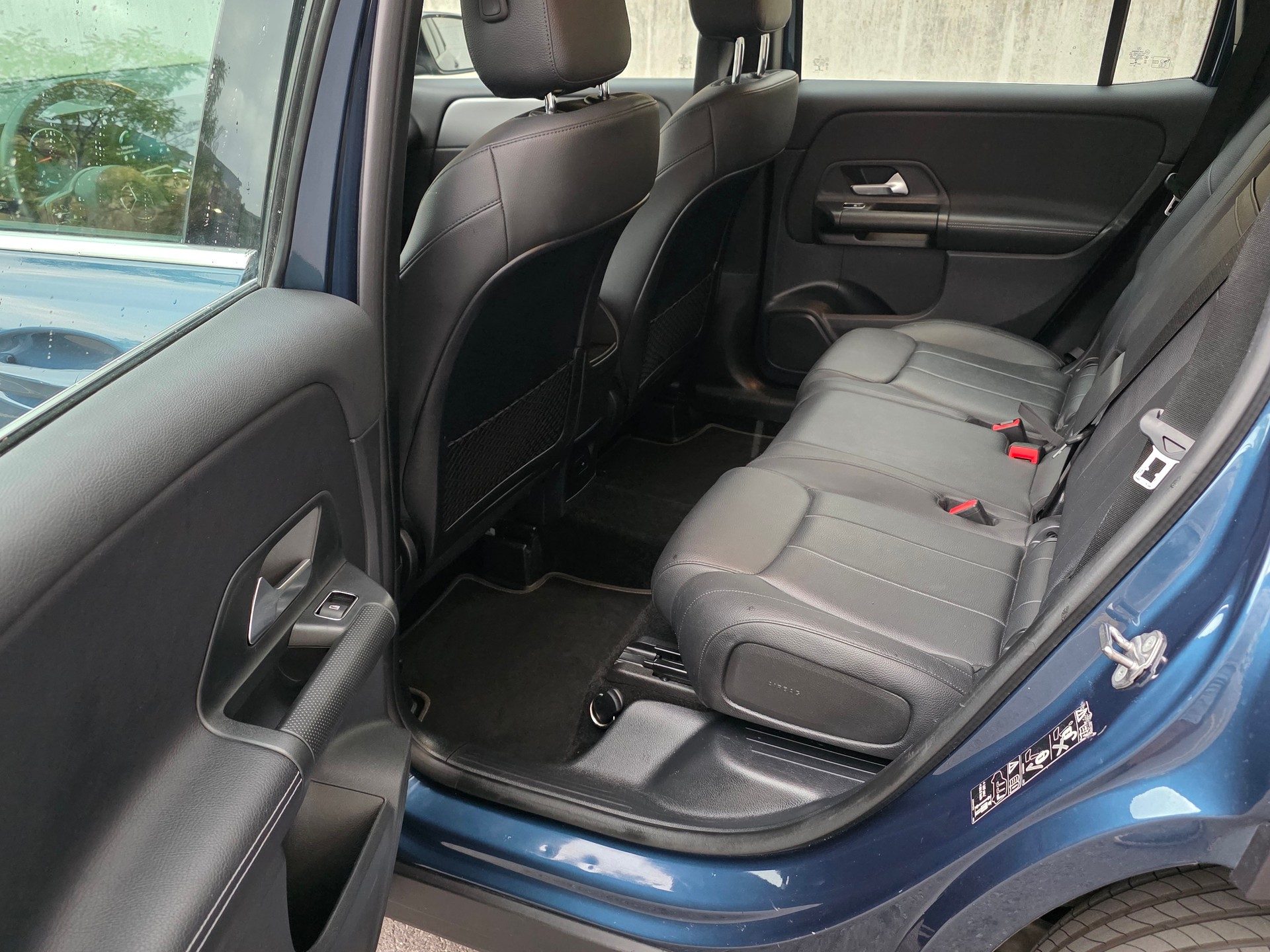 MERCEDES-BENZ GLB 200 d Style 8G-Tronic-image-11