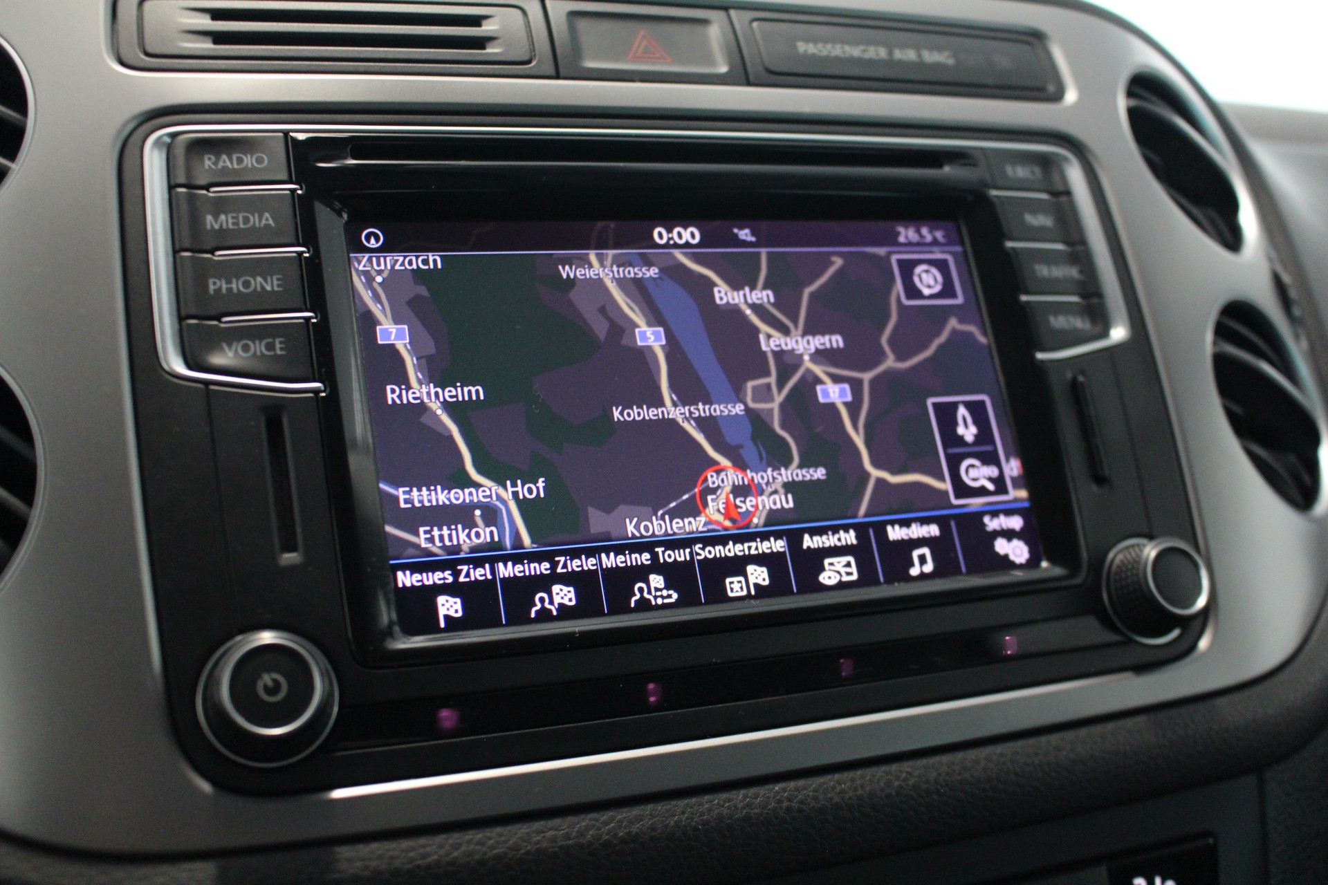 VW Tiguan 2.0 TDI BMT Start-image-17