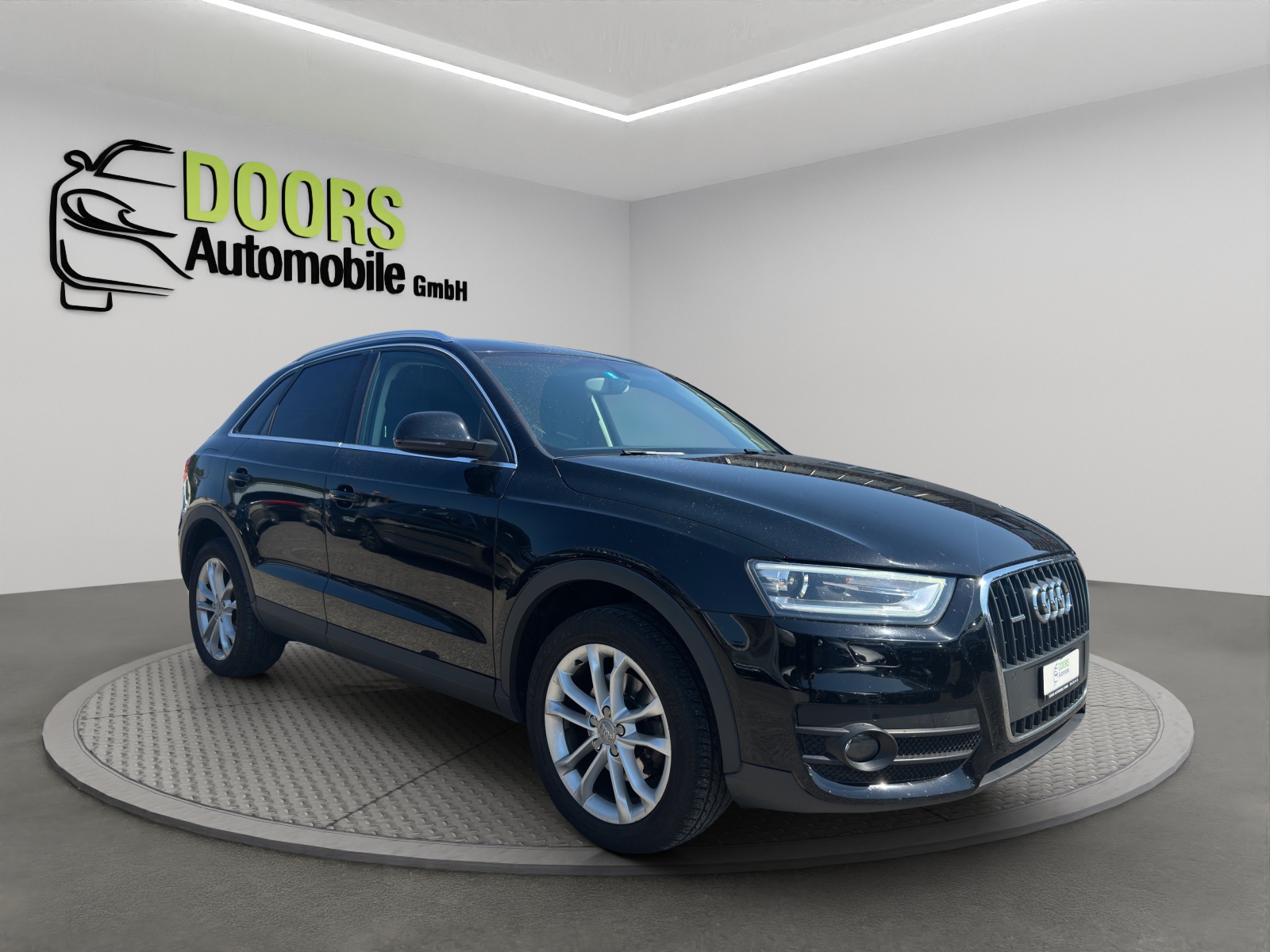 AUDI Q3 2.0 TDI quattro S-tronic
