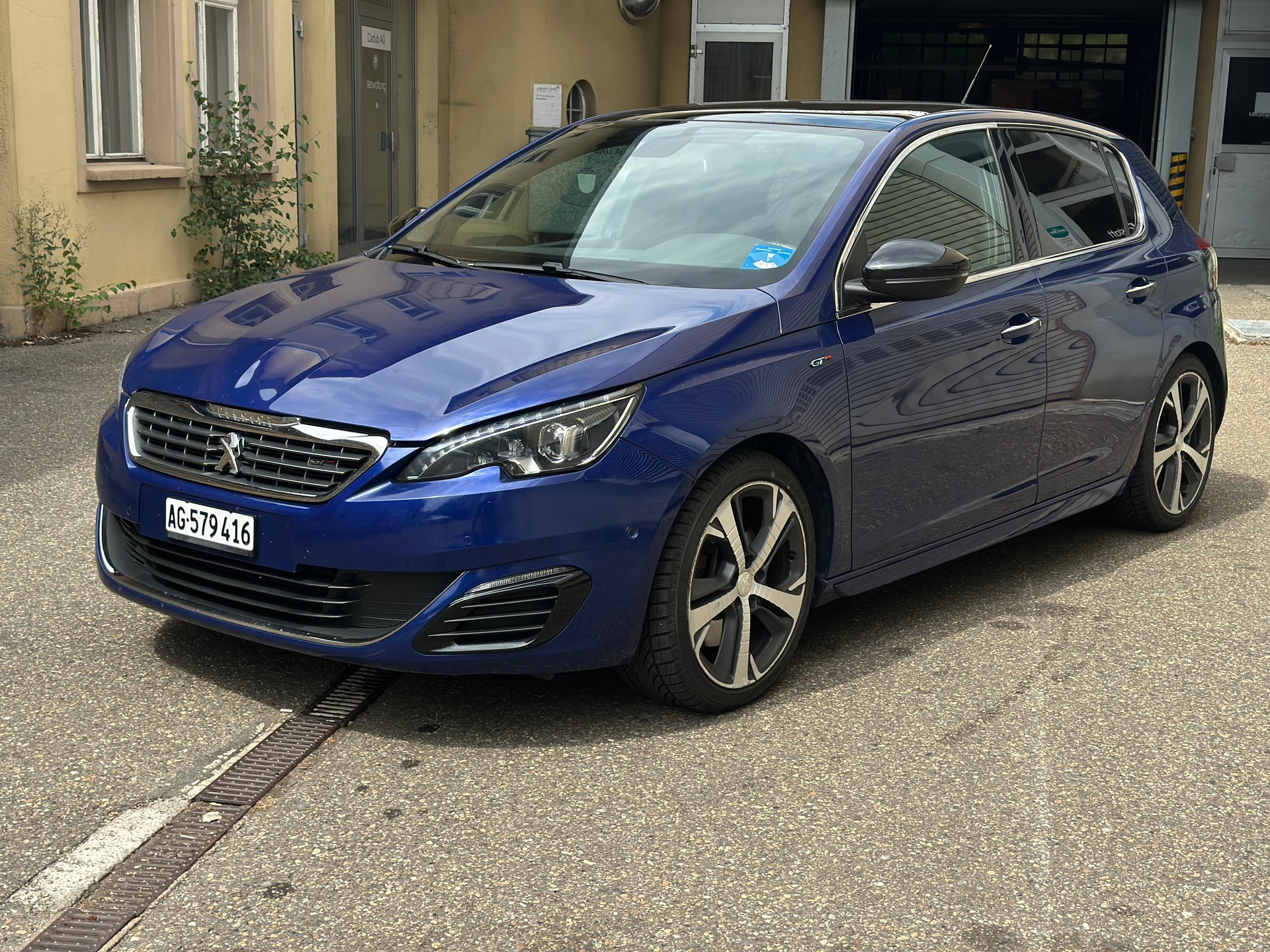 PEUGEOT 308 2.0 BlueHDI GT Automatic-image-0