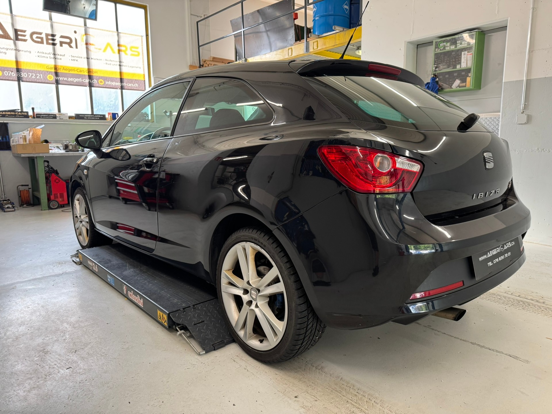 SEAT Ibiza SC 2.0 TDI FR-image-5