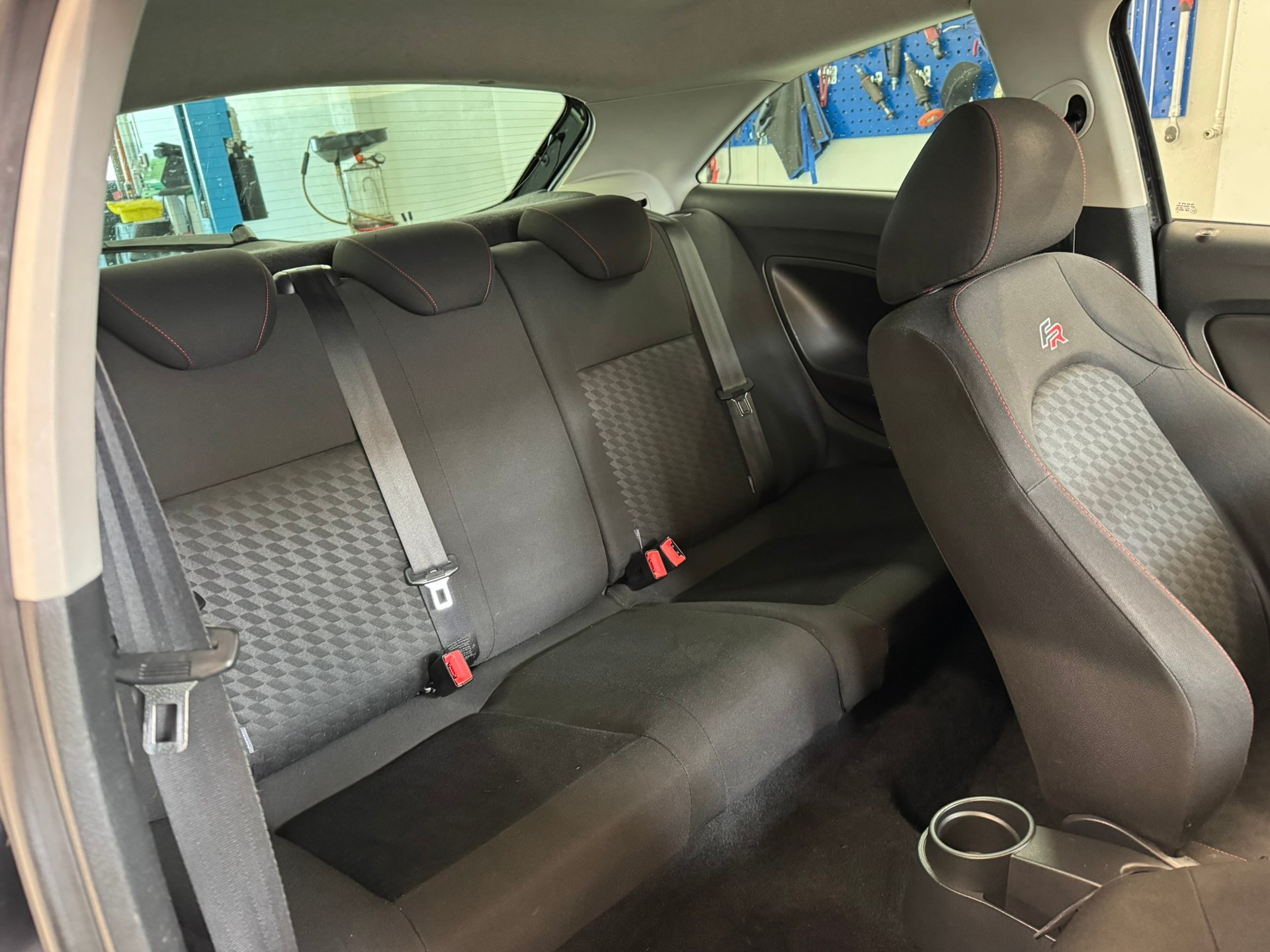SEAT Ibiza SC 2.0 TDI FR-image-11