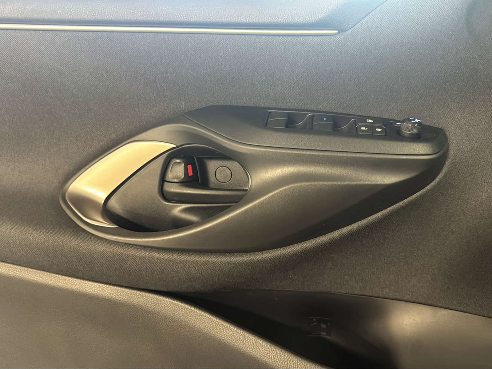 MAZDA 2 Hybrid Agile-image-20