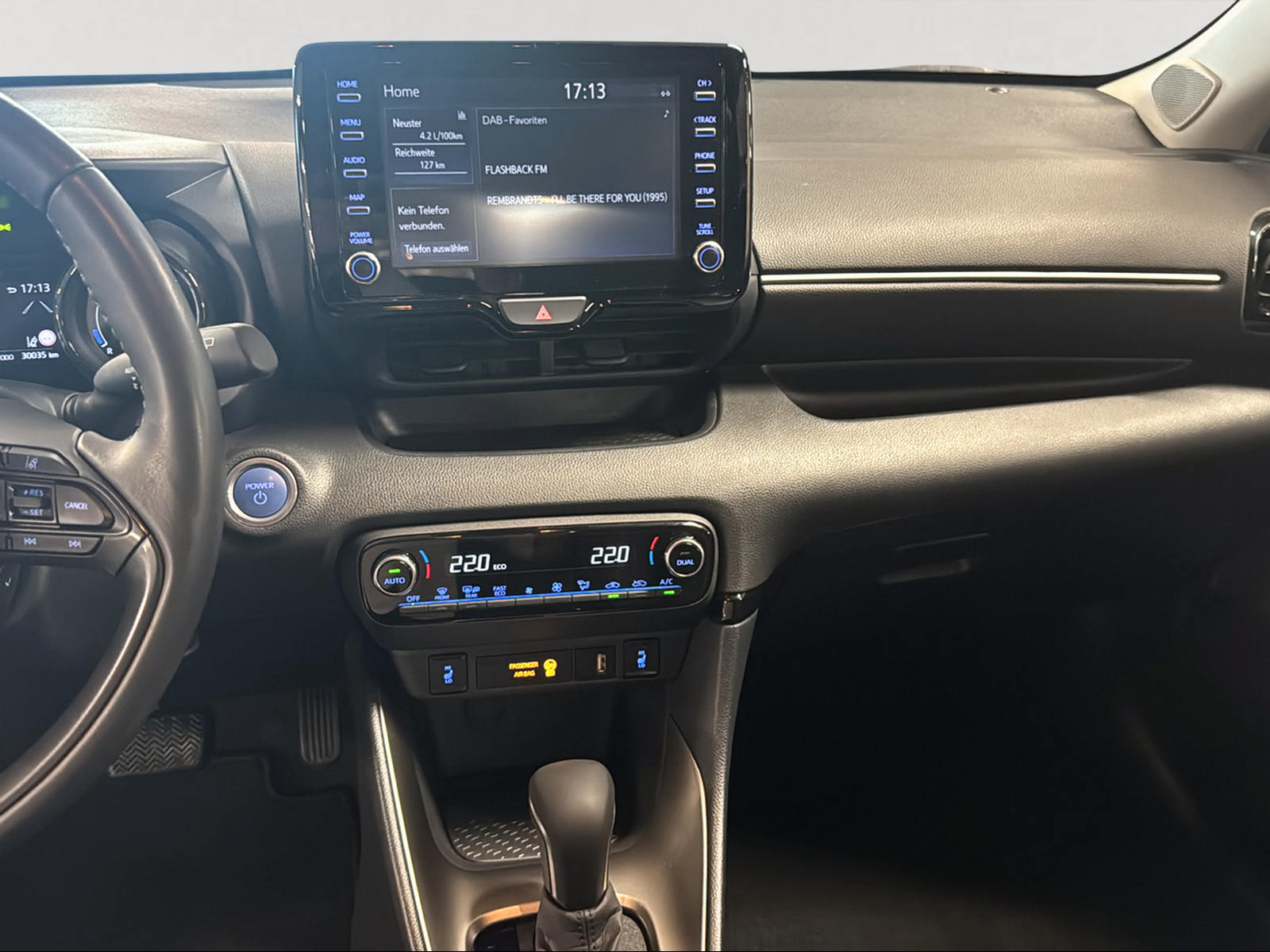 MAZDA 2 Hybrid Agile-image-10