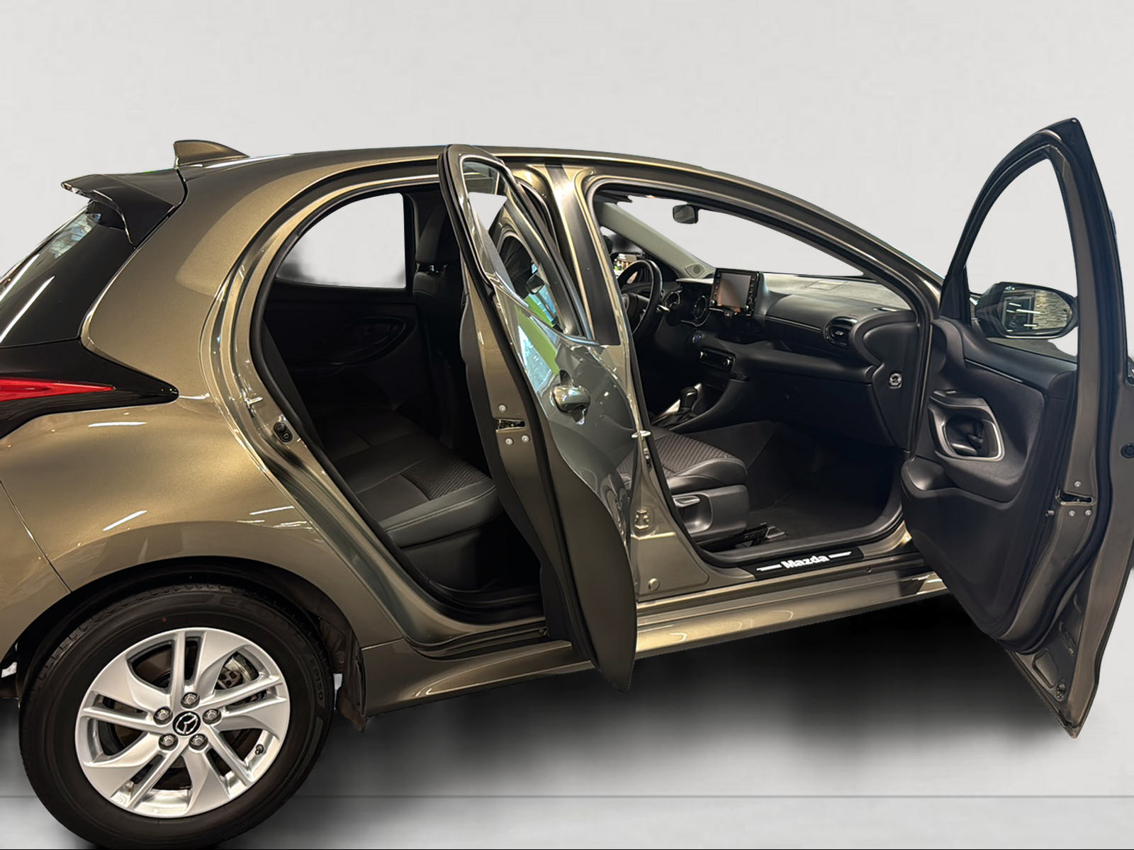 MAZDA 2 Hybrid Agile-image-30