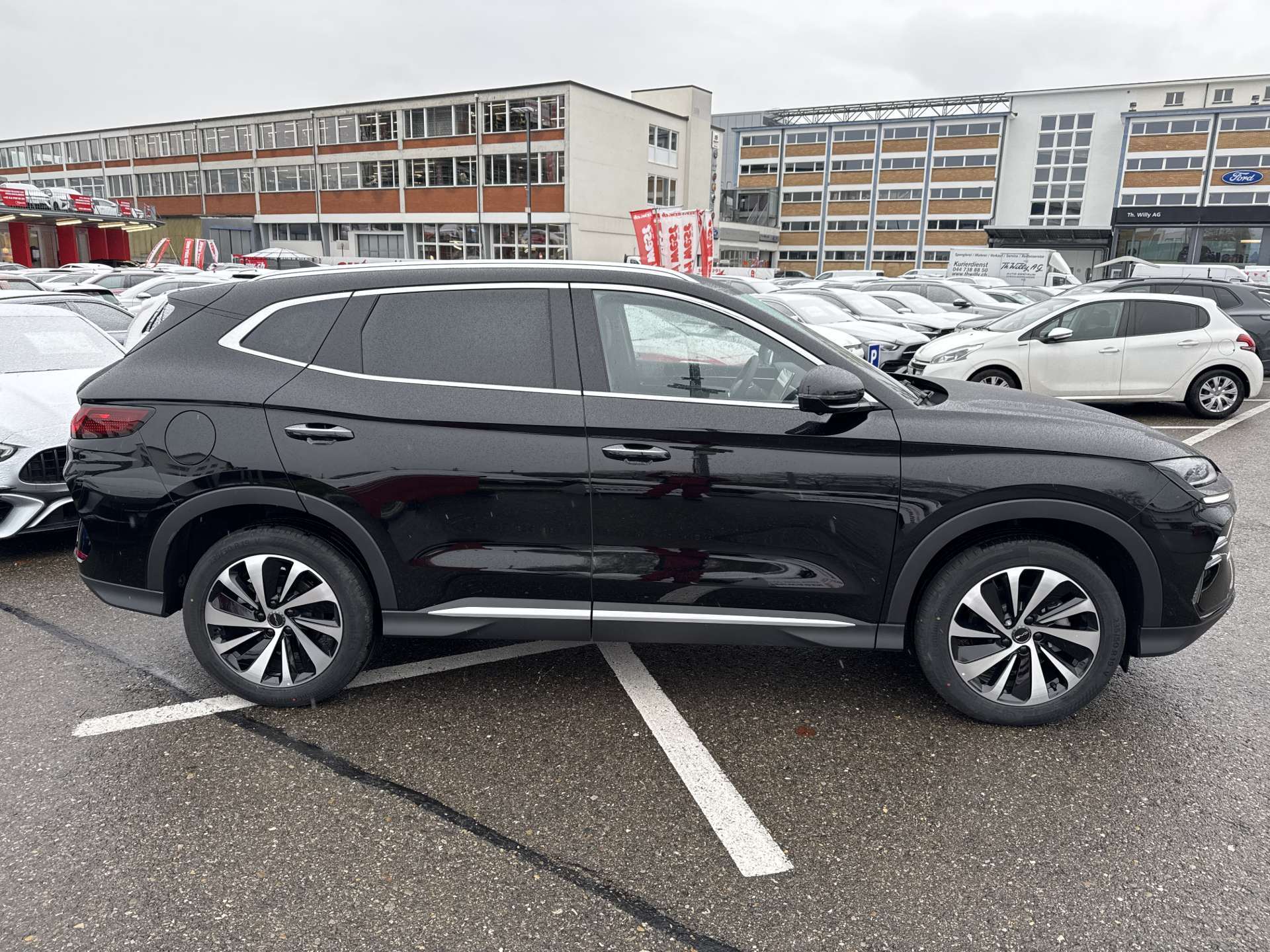 BYD Seal U DM-i PHEV Design AWD 324PS Automat-image-10
