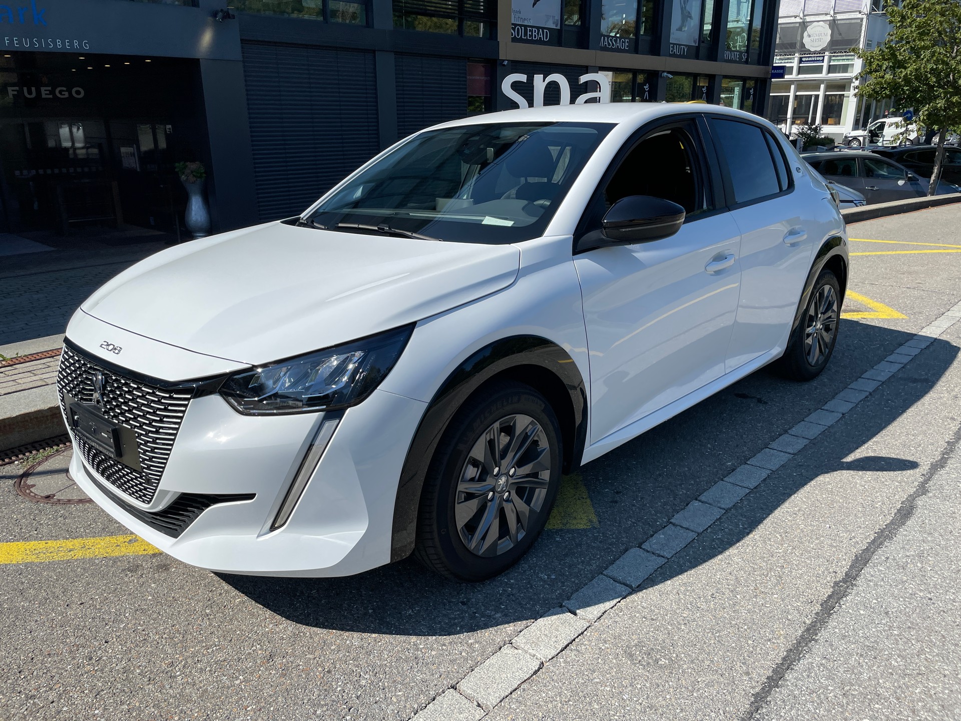 PEUGEOT 208 Elektrik Active Pack, 3-Phasenladung-image-0