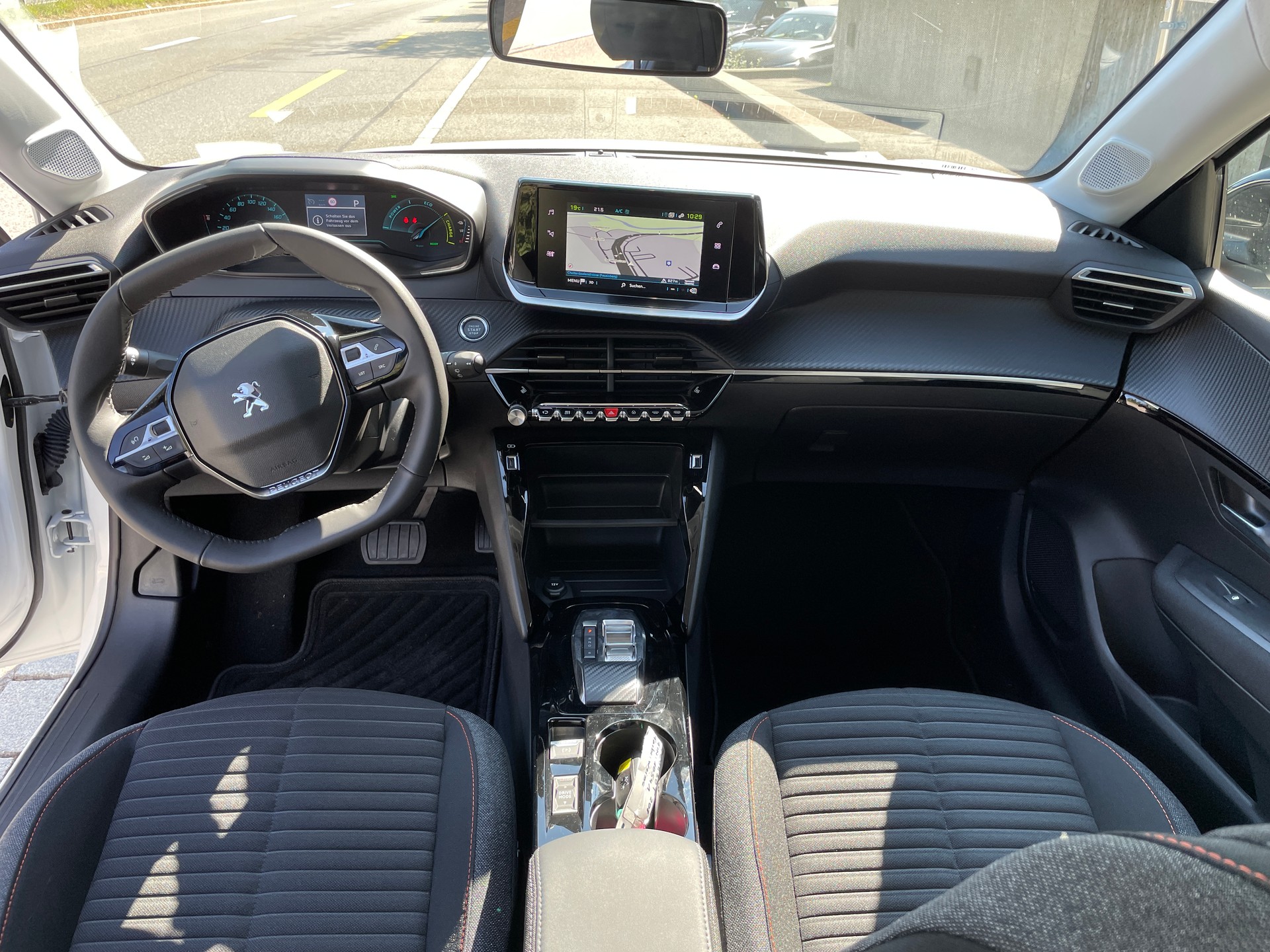 PEUGEOT 208 Elektrik Active Pack, 3-Phasenladung-image-18