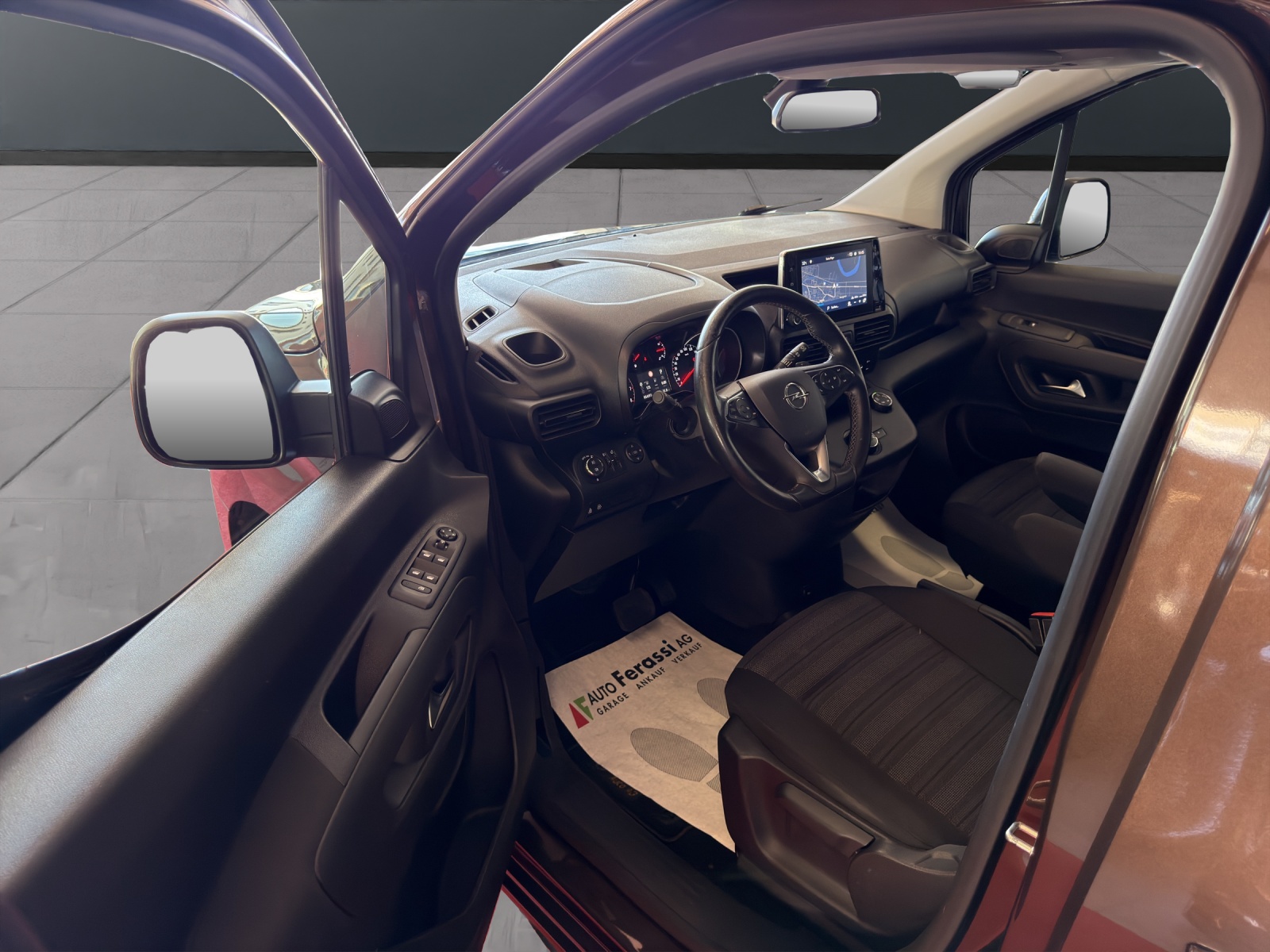 OPEL Combo Life XL 1.2 Innovation-image-22