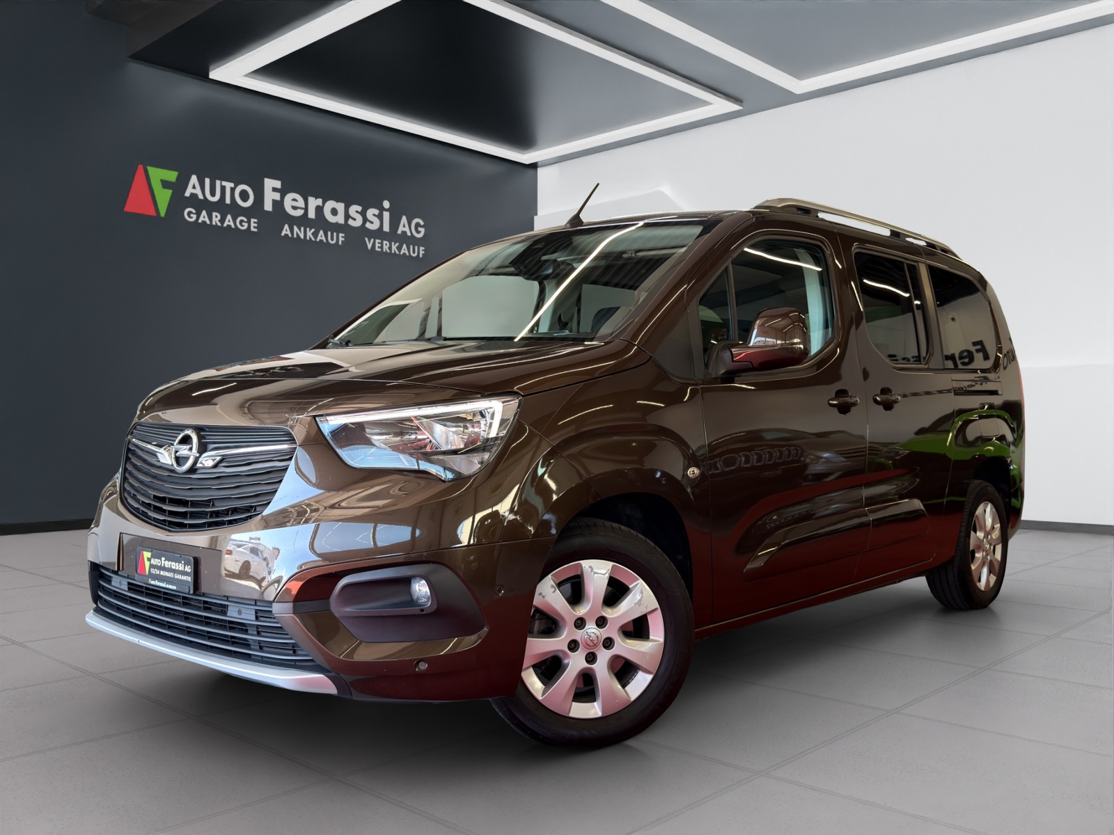 OPEL Combo Life XL 1.2 Innovation