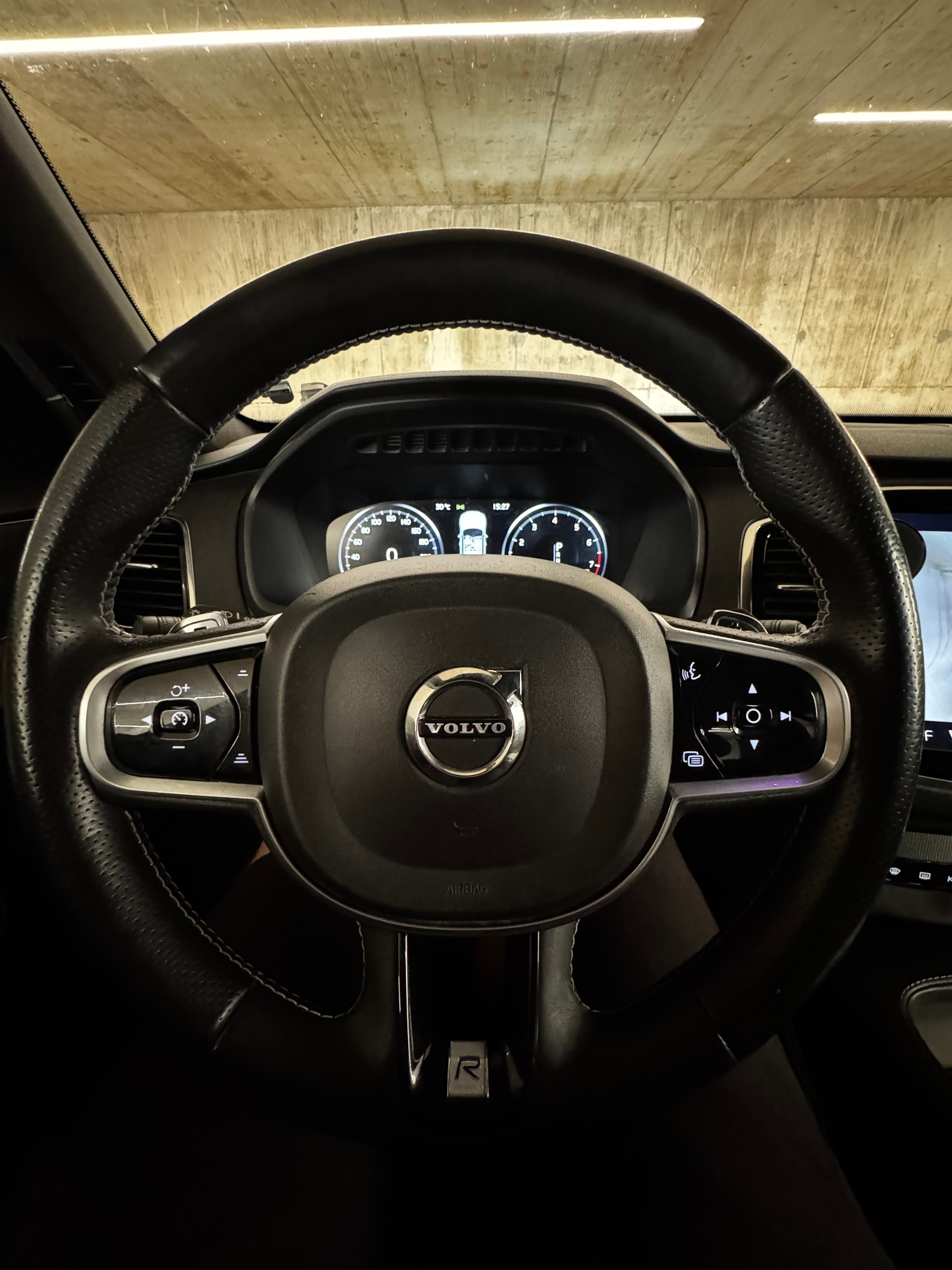VOLVO 2.0 T6 R-Design 7P. AWD-image-7