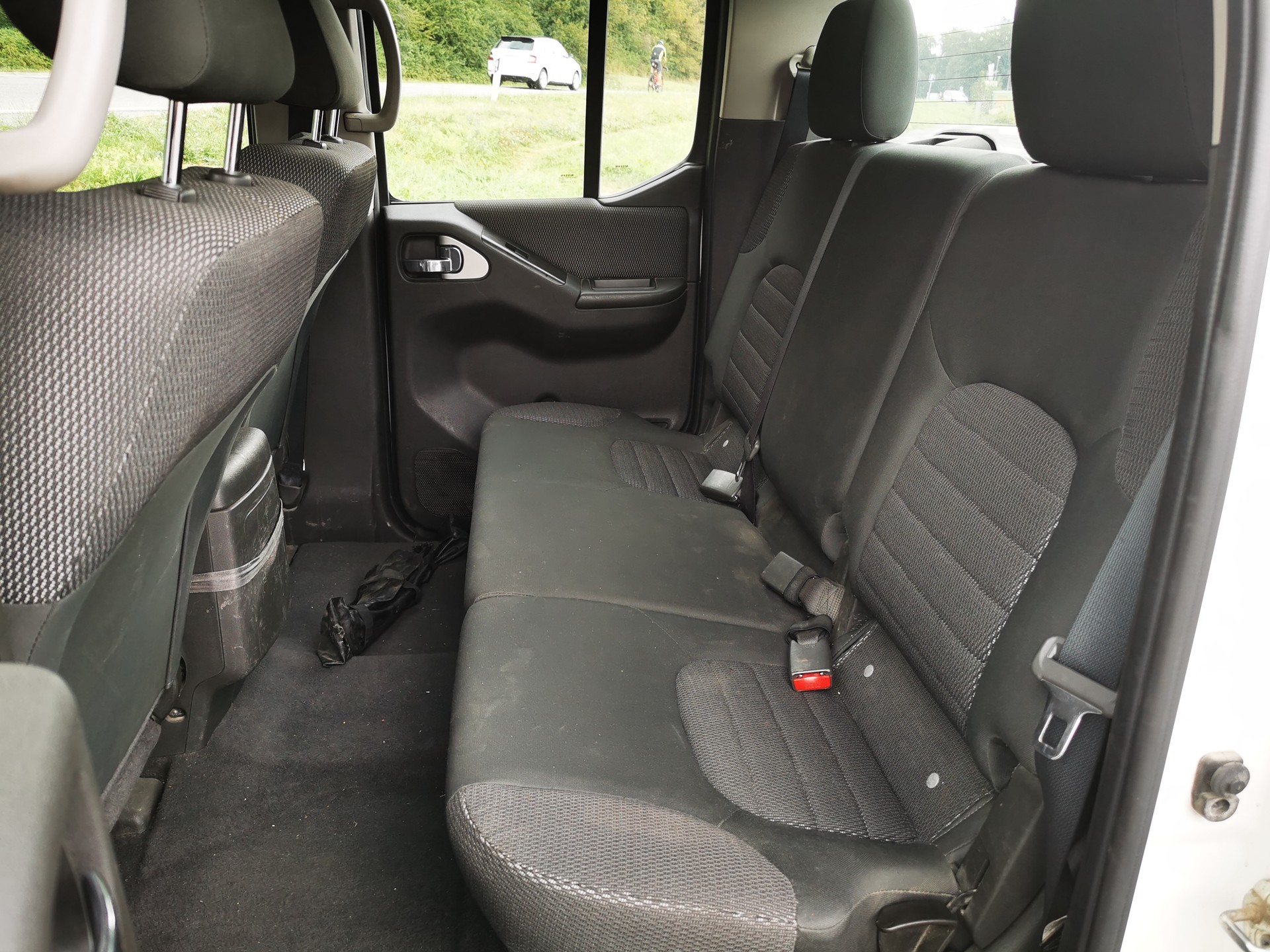 NISSAN Navara 2.5 dci-image-10