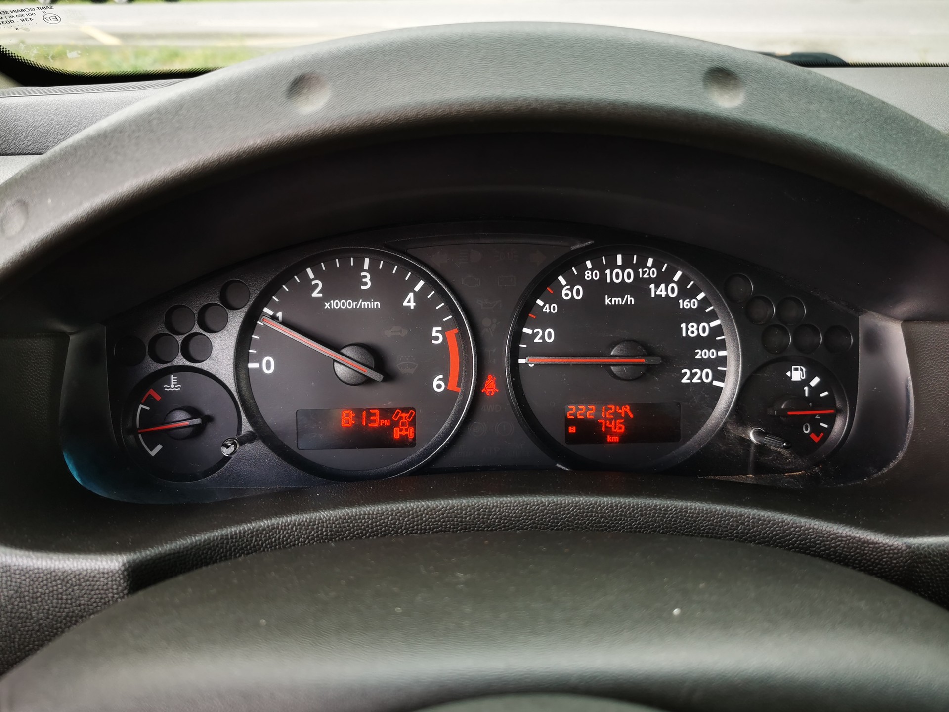 NISSAN Navara 2.5 dci-image-14