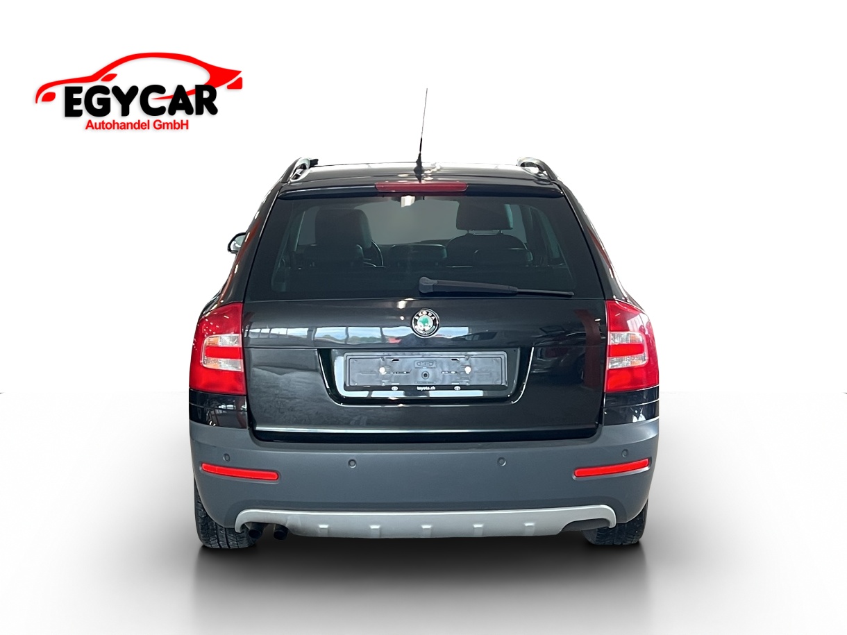 SKODA Octavia Scout 2.0 TDI 4x4-showroom-element-3