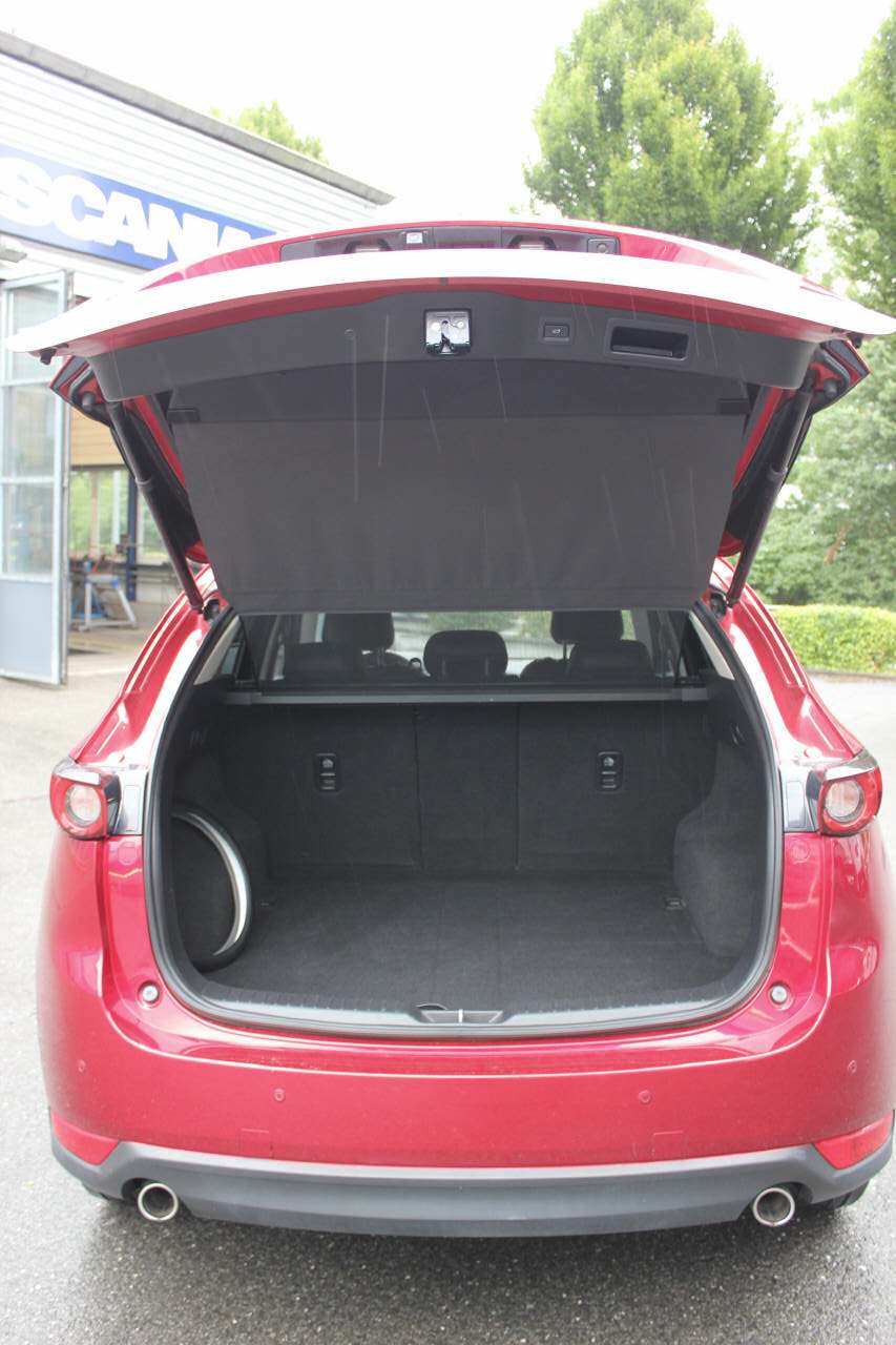 MAZDA CX-5 2.2 D 175 Revolution AWD-image-4