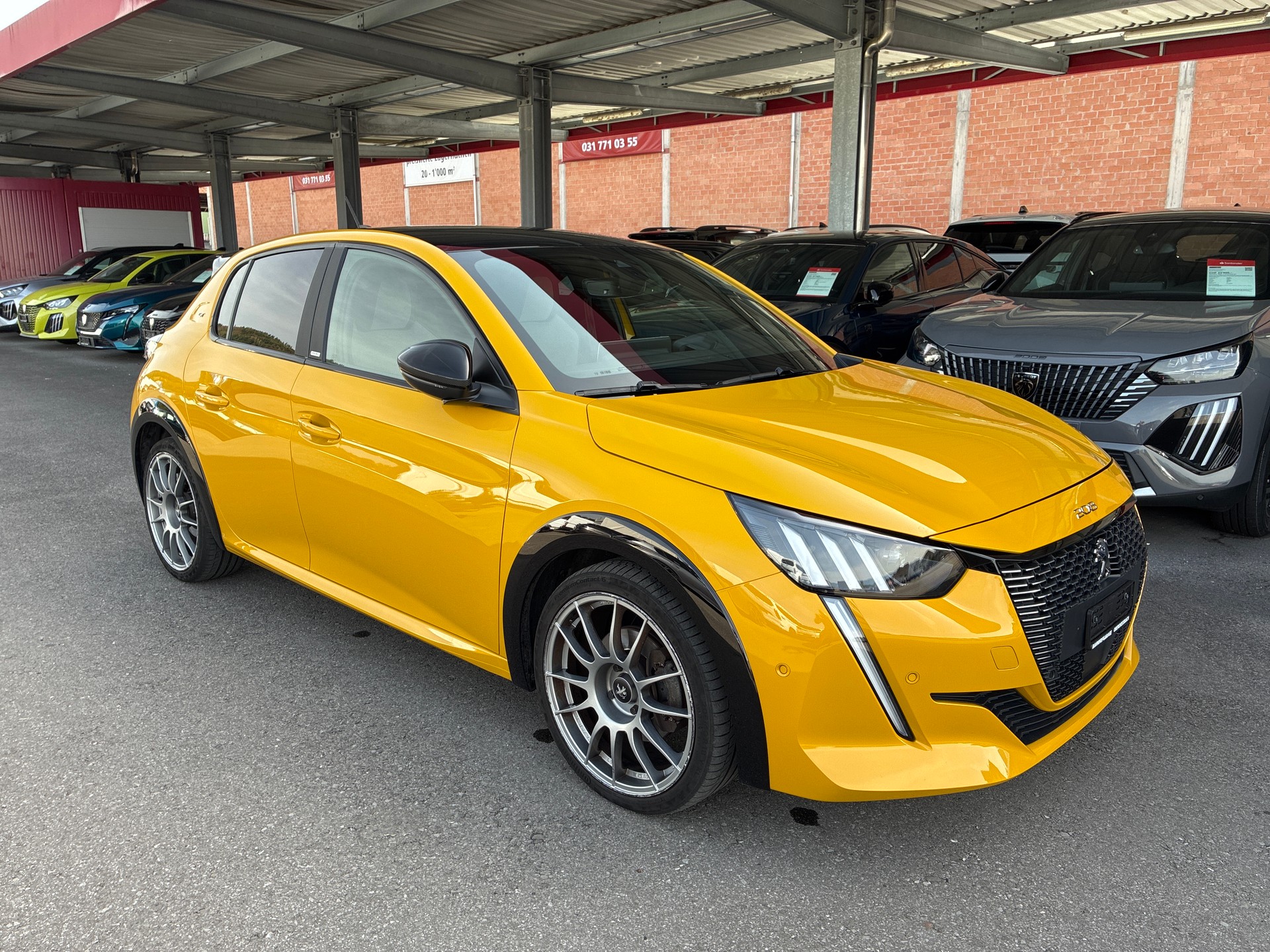 PEUGEOT 208 1.2 PureTech GT Pack EAT8 (Sport Ed. Nr.36/100)-image-0