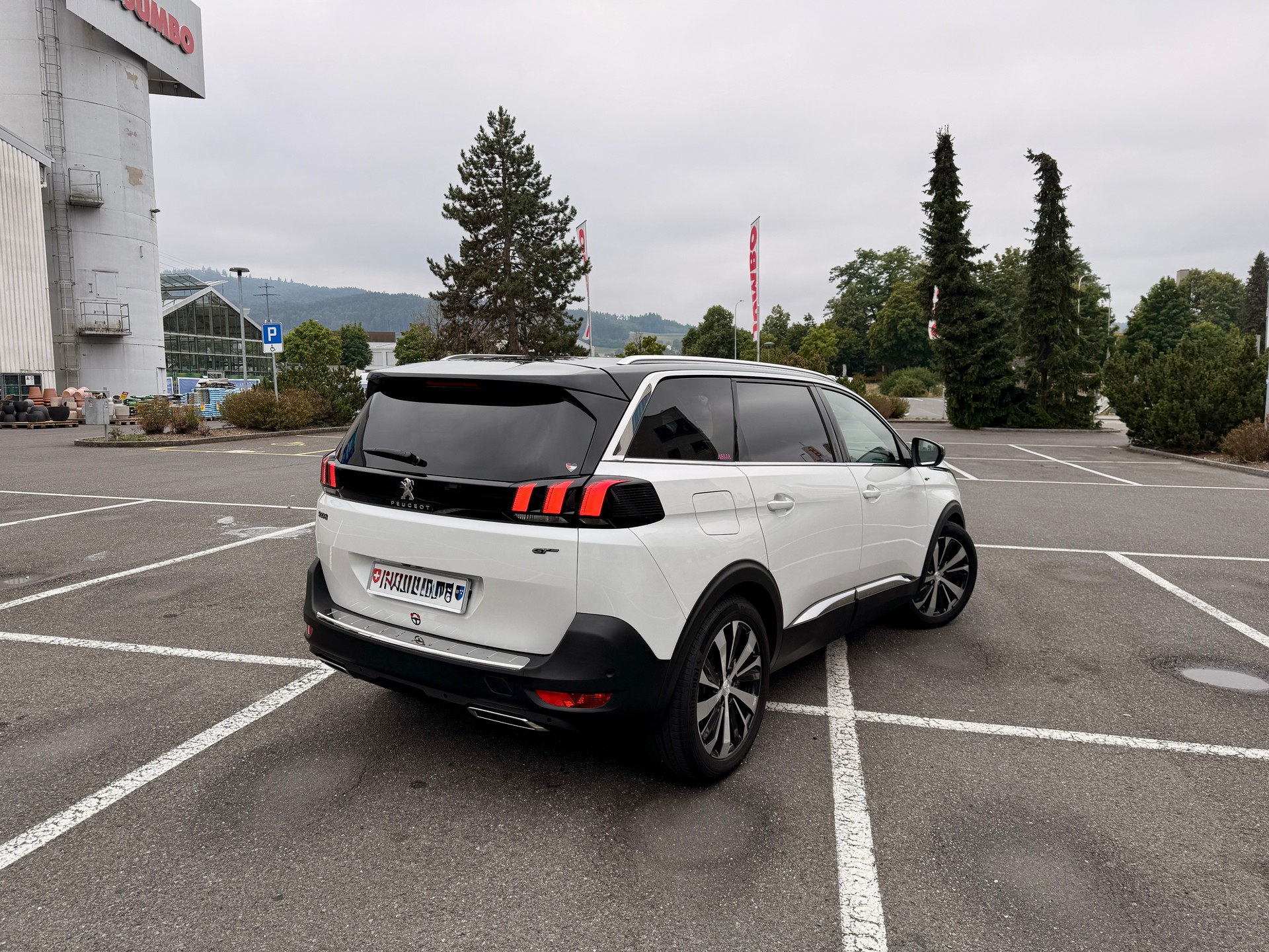 PEUGEOT 2.0 BlueHDi 180 GT-image-1