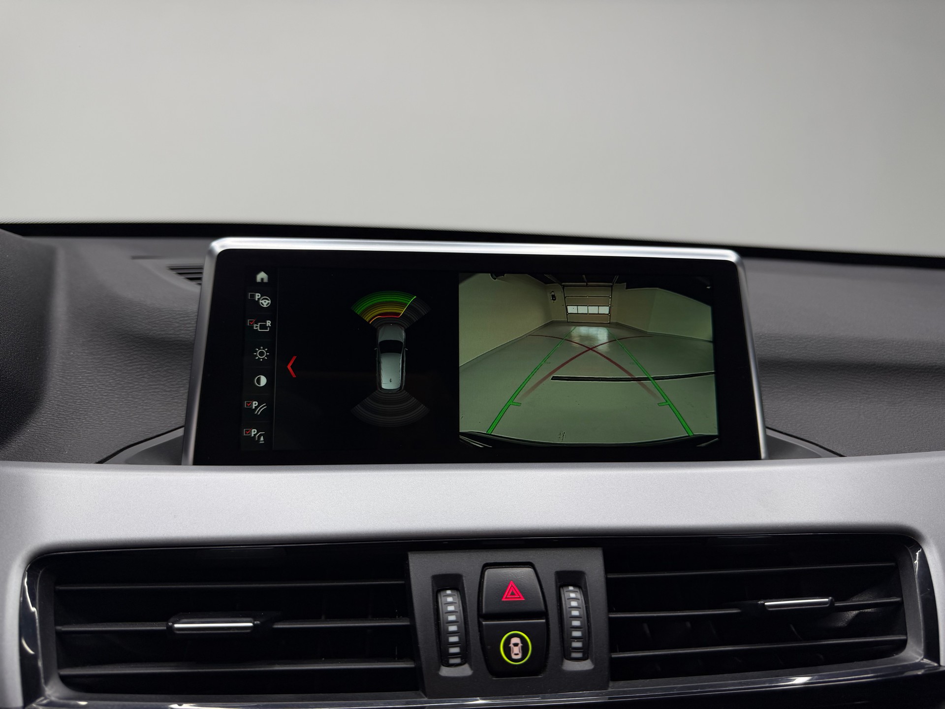 BMW X1 sDrive 18i Sport Line Steptronic DSK-image-19