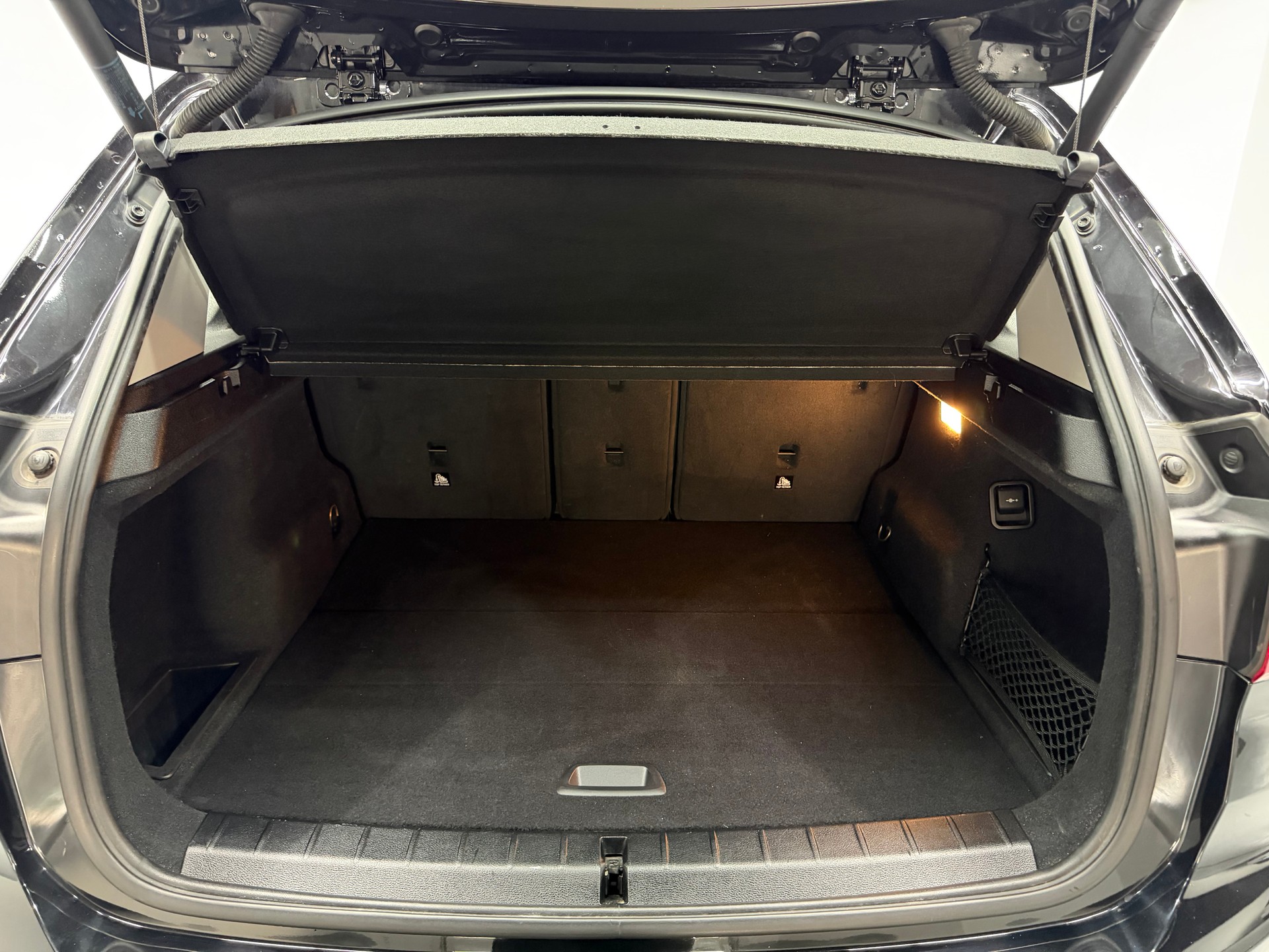BMW X1 sDrive 18i Sport Line Steptronic DSK-image-13