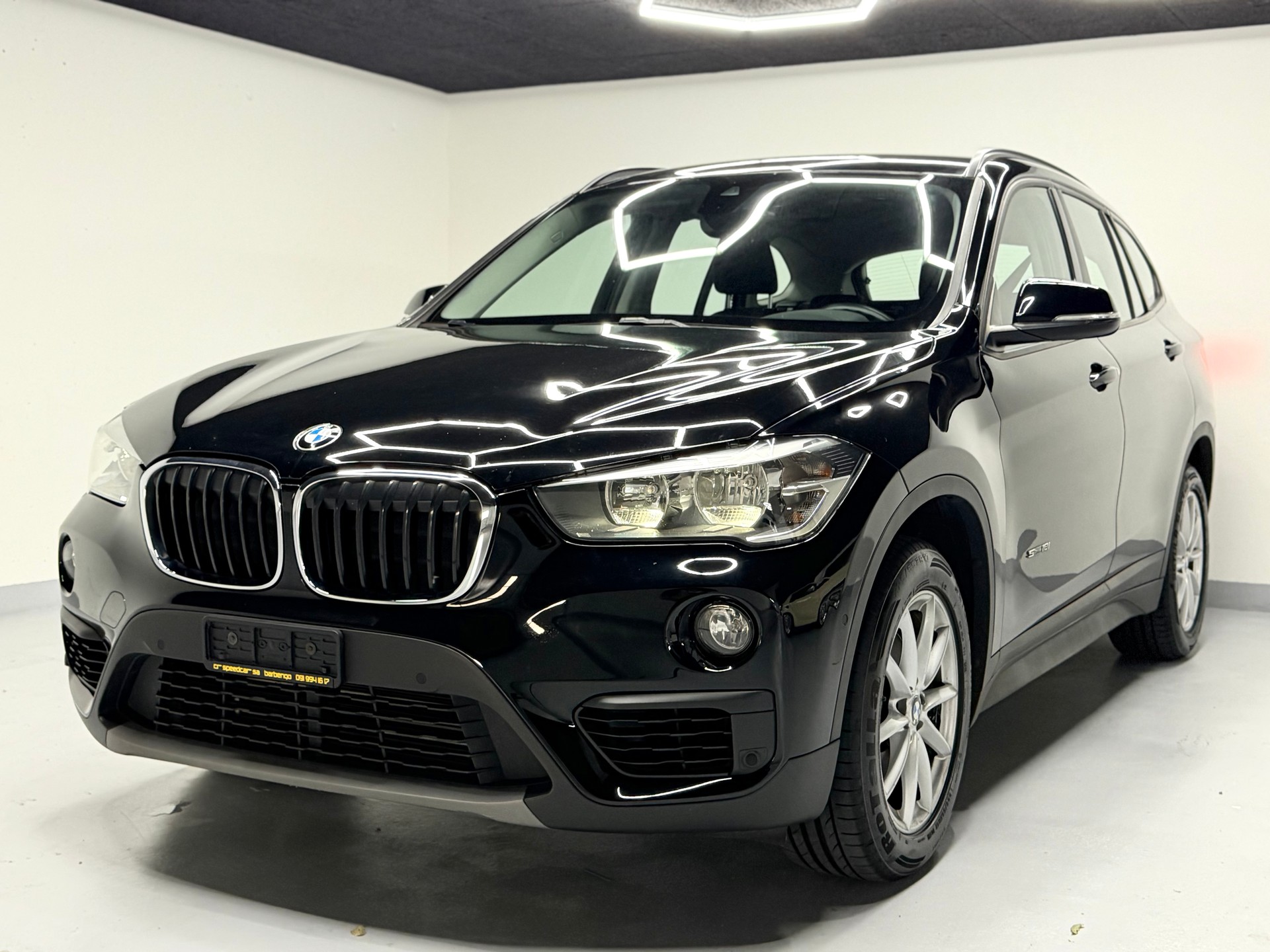 BMW X1 sDrive 18i Sport Line Steptronic DSK-image-0