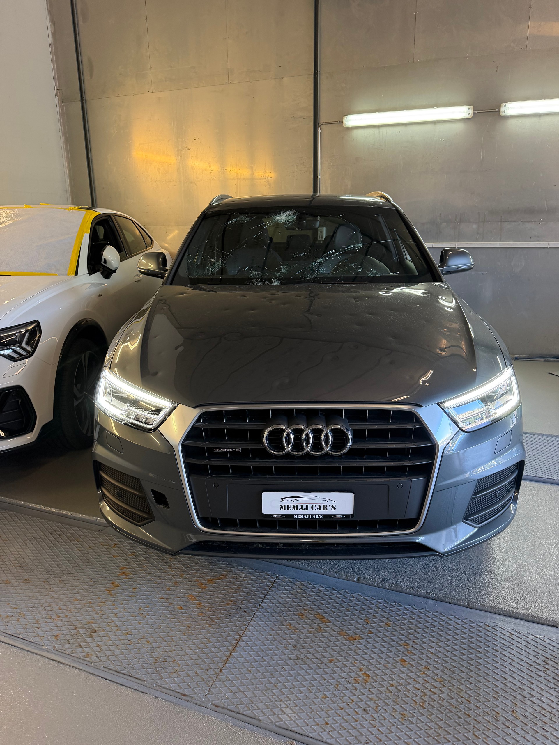 AUDI Q3 2.0 TDI sport quattro S-tronic