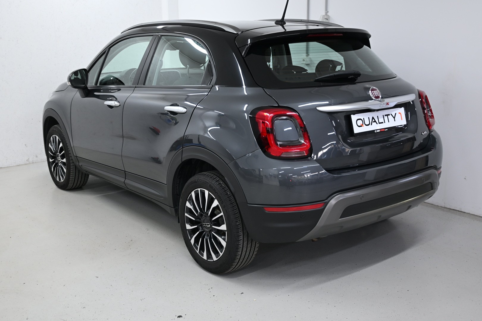 FIAT 500X 2.0MJ Cross 4x4 Automatic-image-3