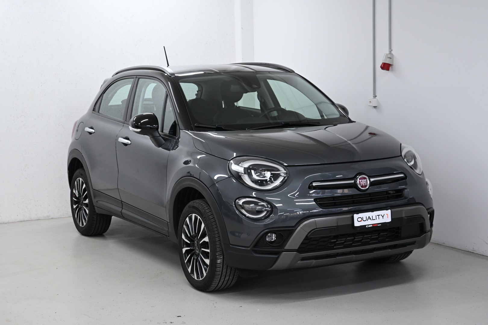FIAT 500X 2.0MJ Cross 4x4 Automatic-image-1